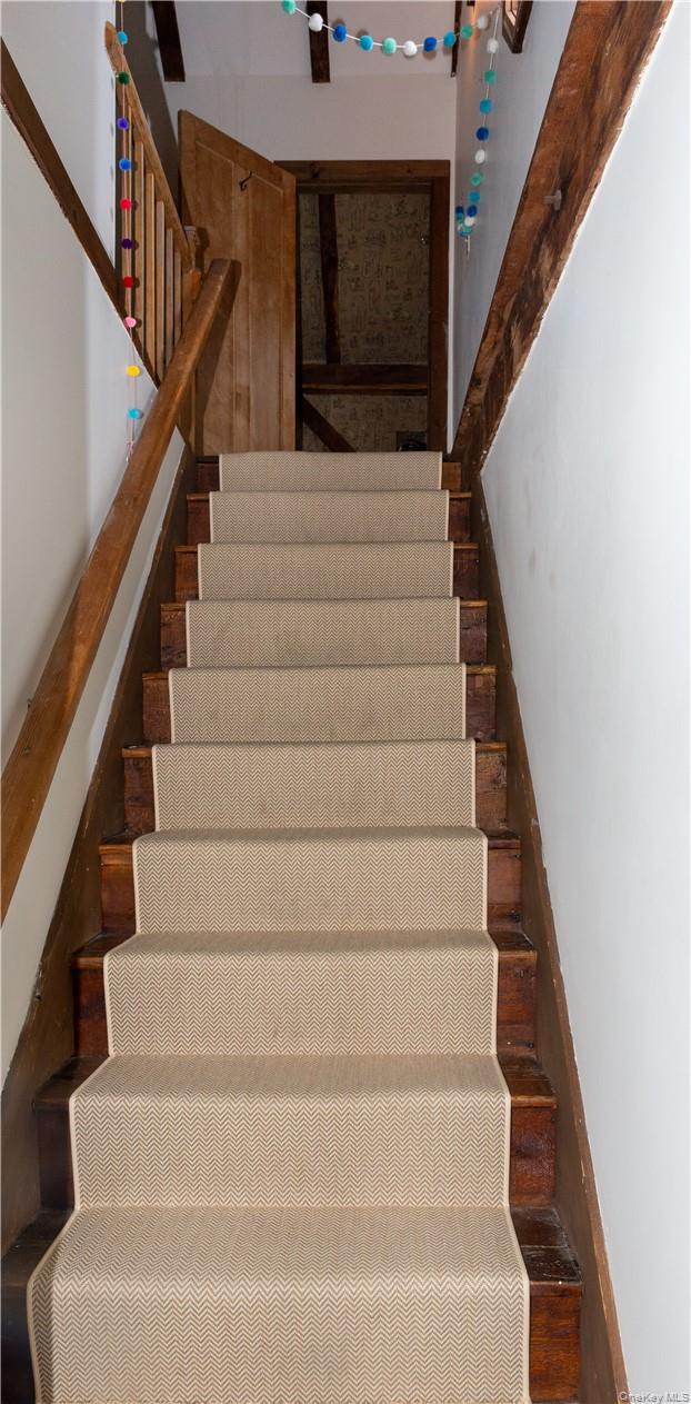 15 Kirby Hill Road, Pawling, NY 12564