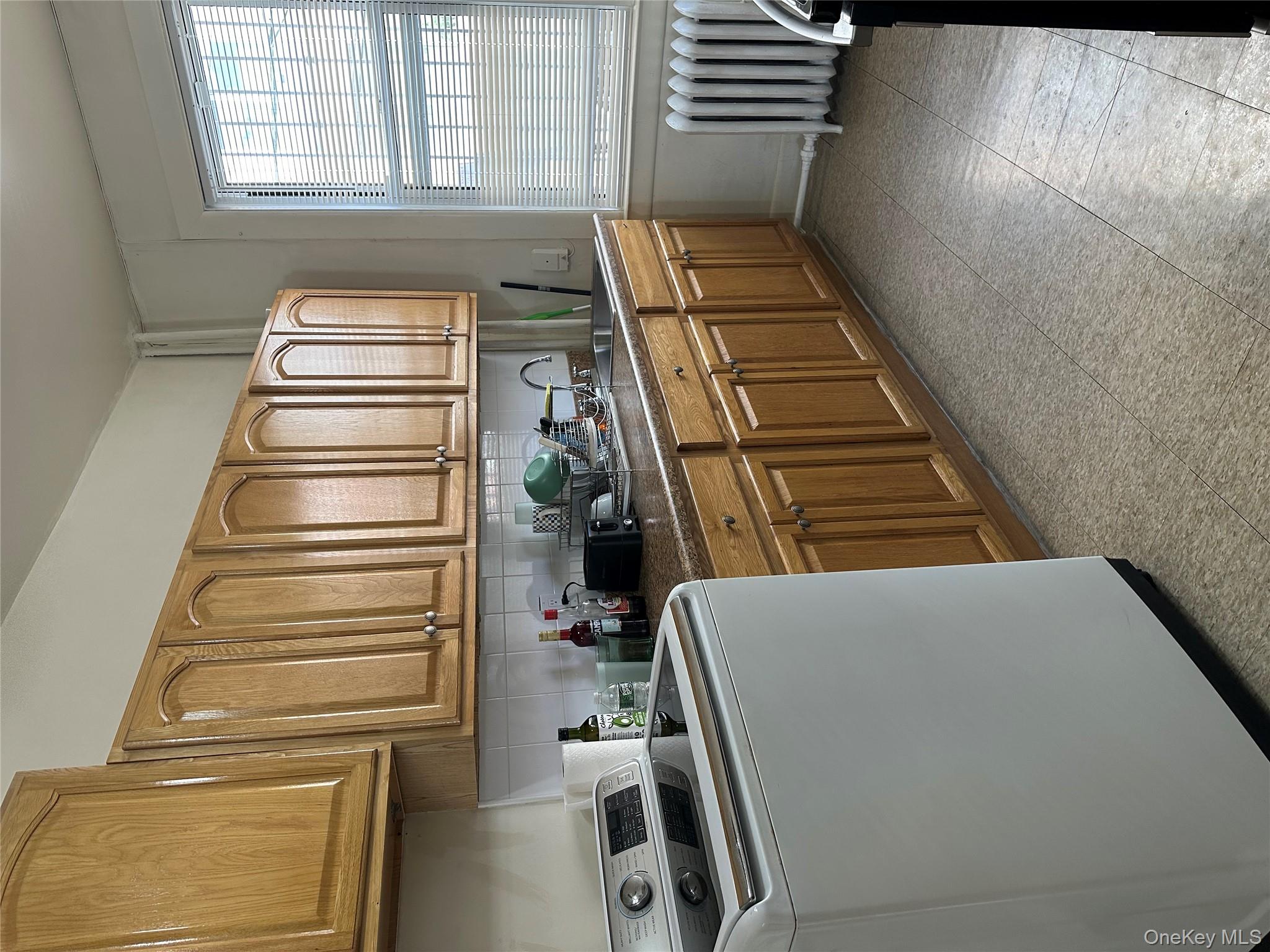 710 E 211th Street, Bronx, NY 10467