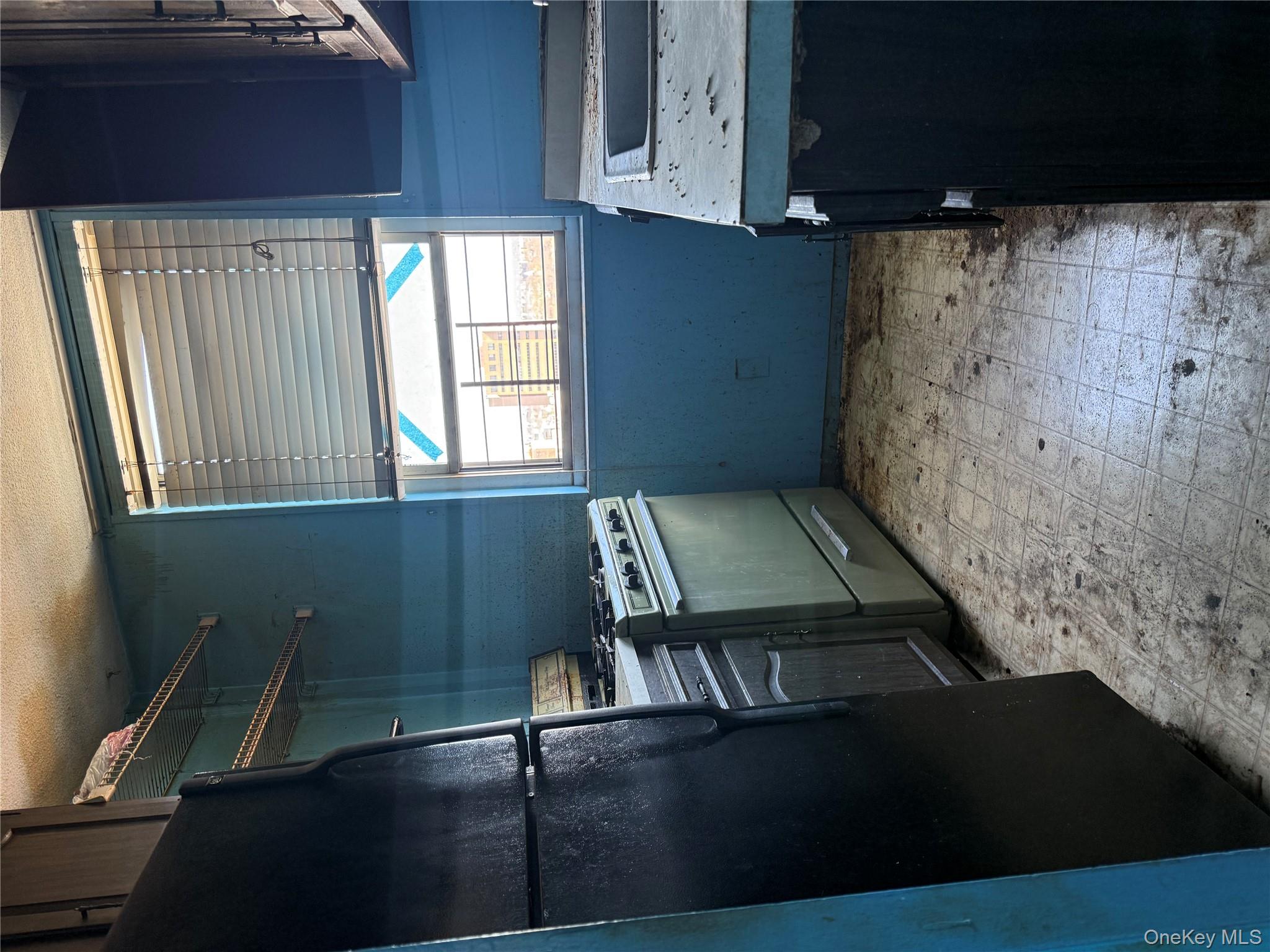 118-18 Union Turnpike # 16A, Kew Gardens, NY 11415