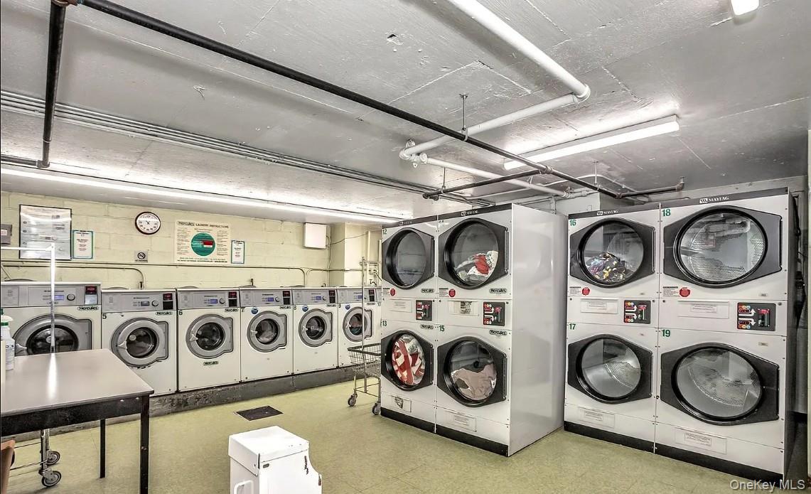 118-18 Union Turnpike # 16A, Kew Gardens, NY 11415