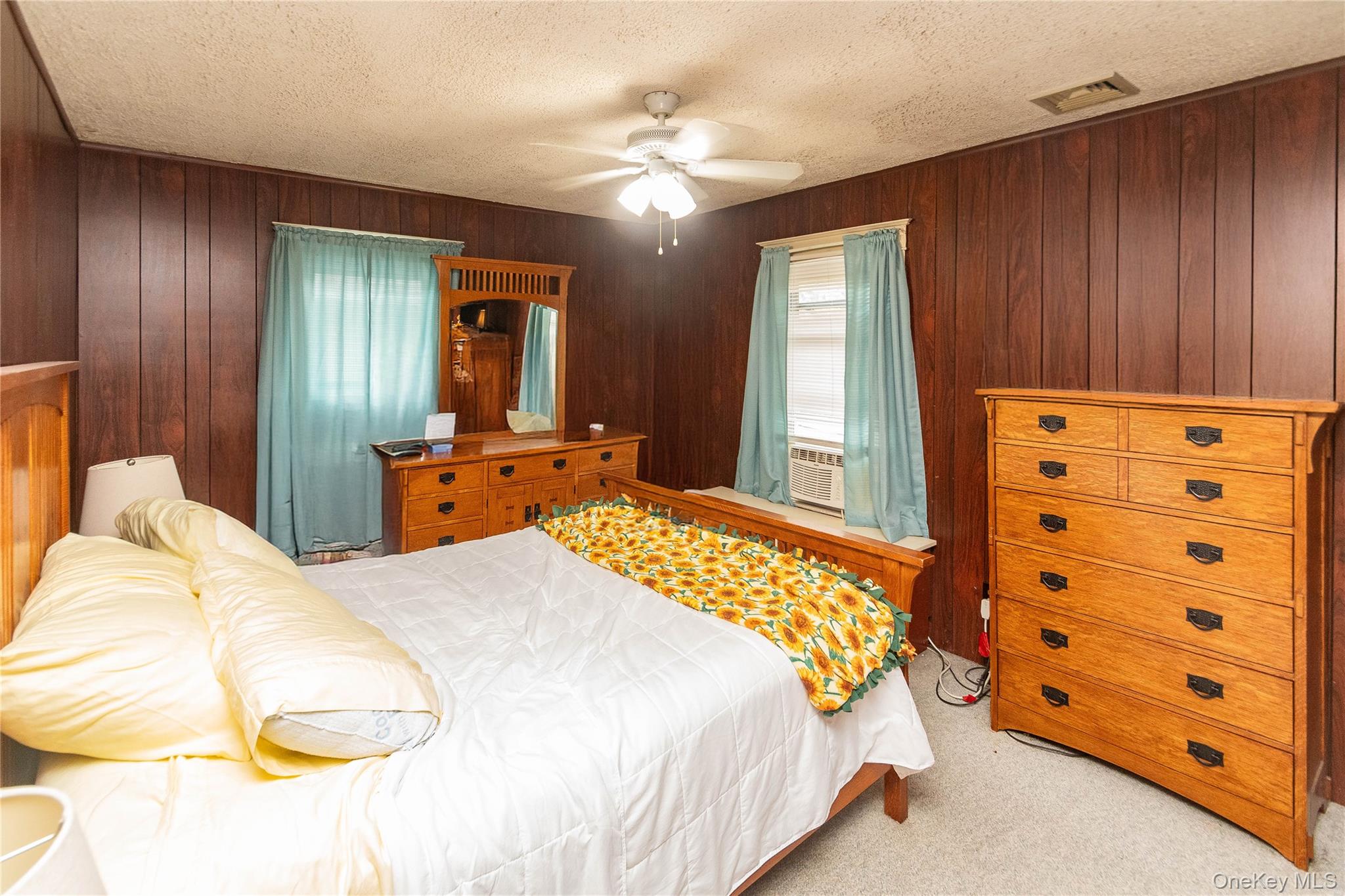 69 Washington Avenue, Kingston, NY 12401