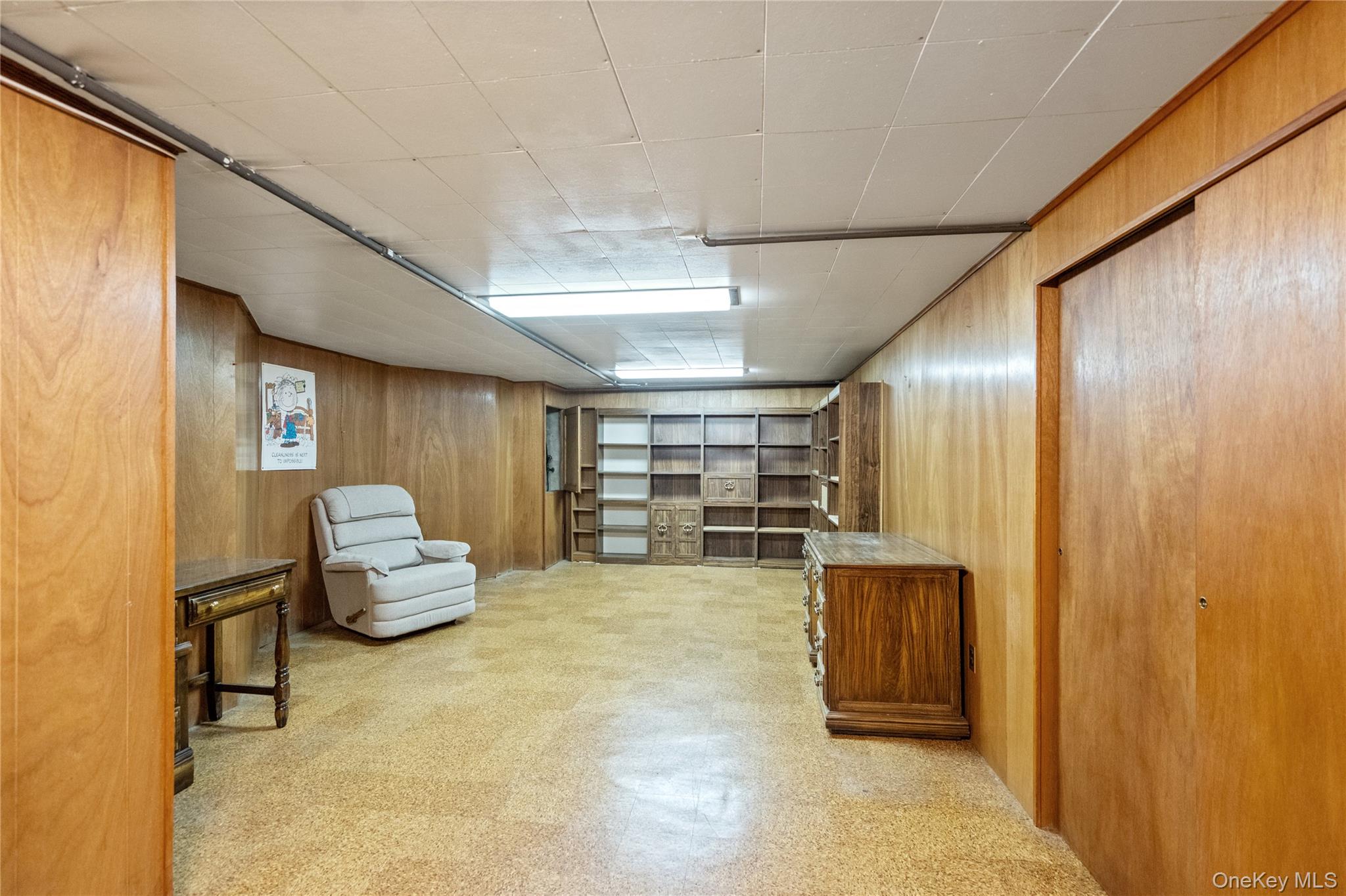 73 Parkview Place, Malverne, NY 11565