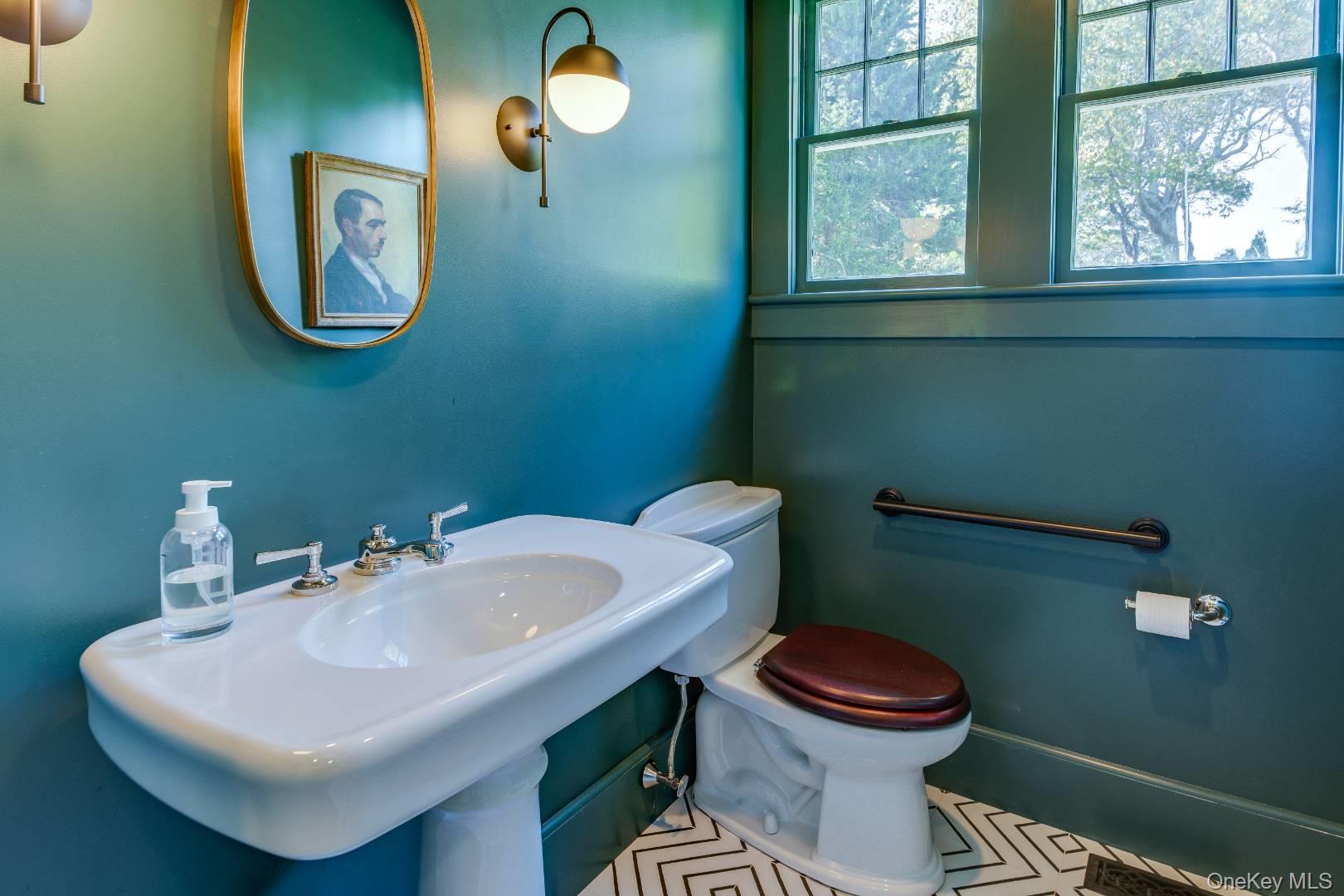 3 Pierson Lane, Wainscott, NY 11975