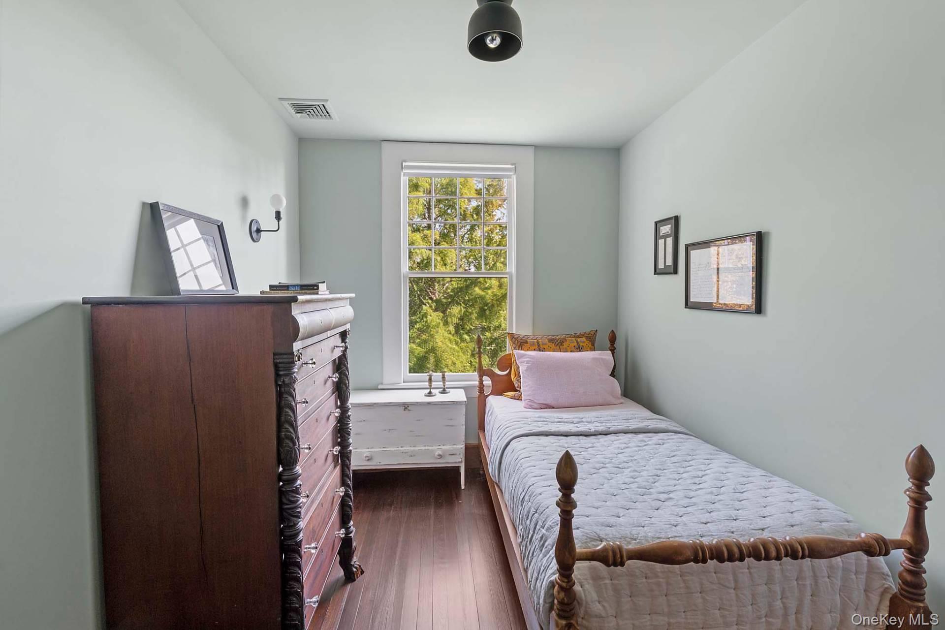 3 Pierson Lane, Wainscott, NY 11975