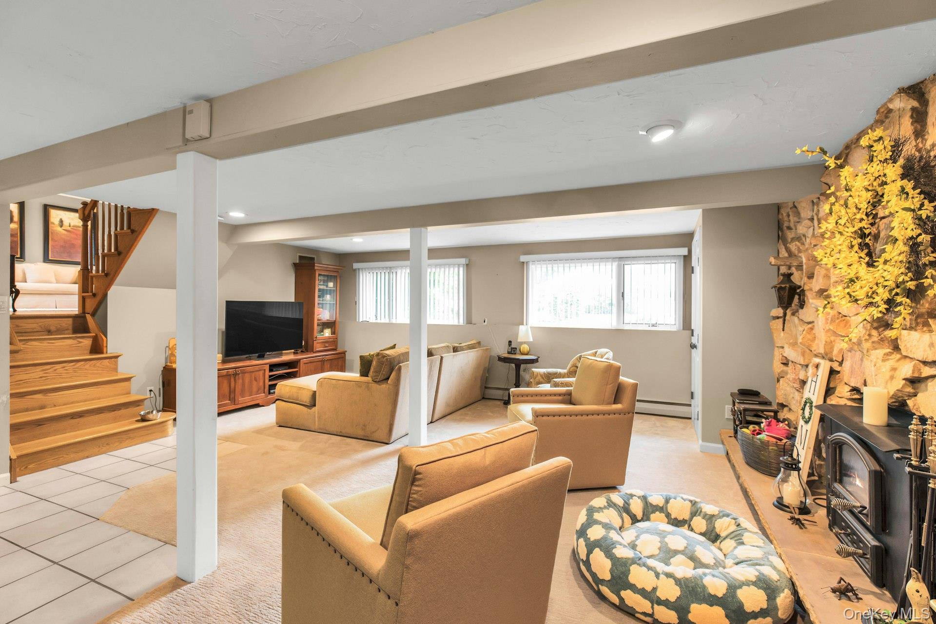 12 Whitebirch Lane, Commack, NY 11725