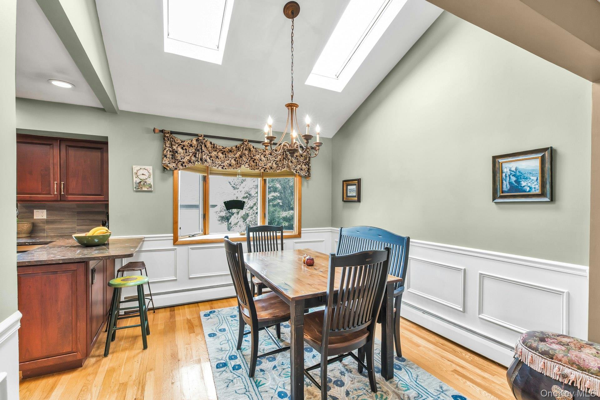 12 Whitebirch Lane, Commack, NY 11725