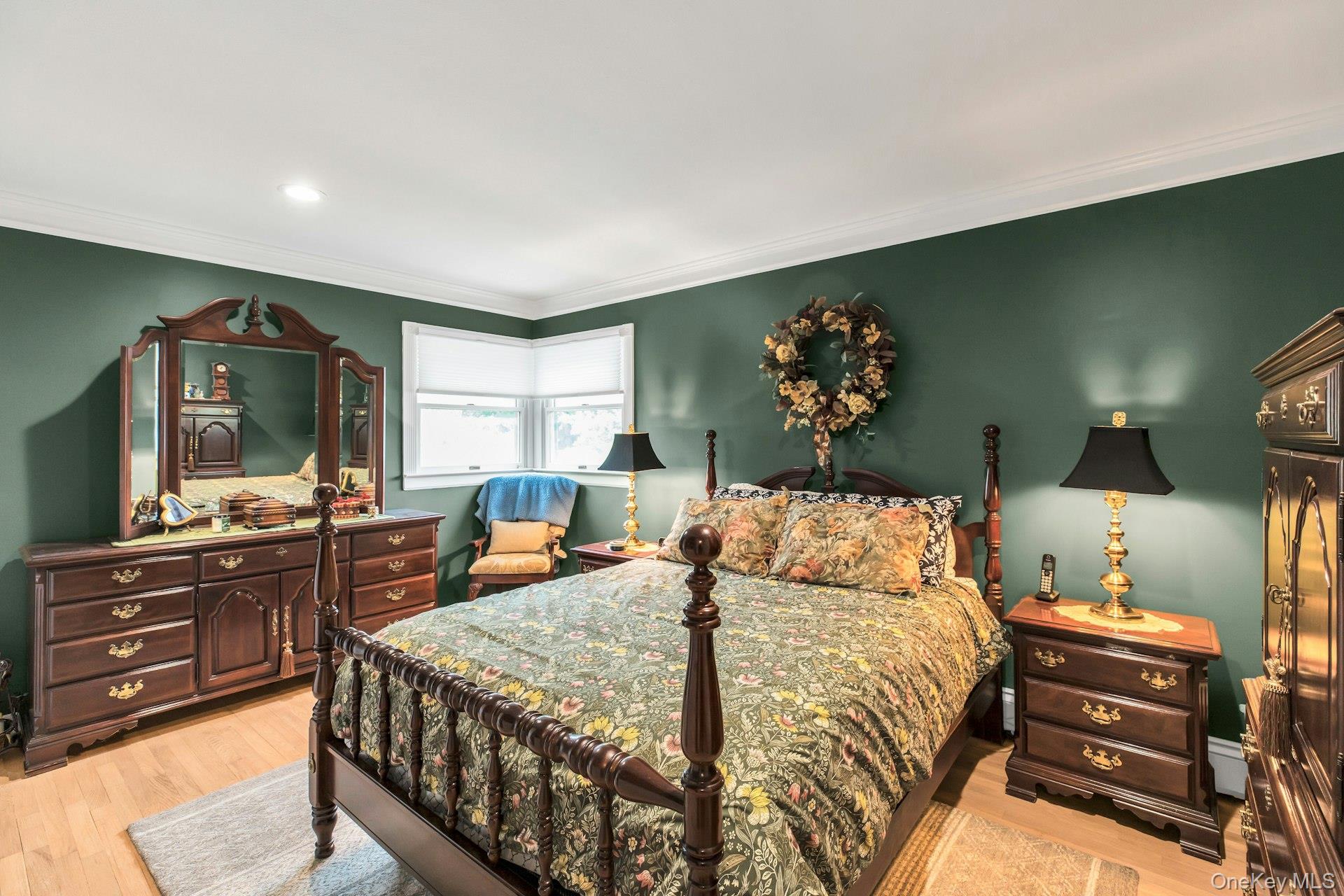 12 Whitebirch Lane, Commack, NY 11725