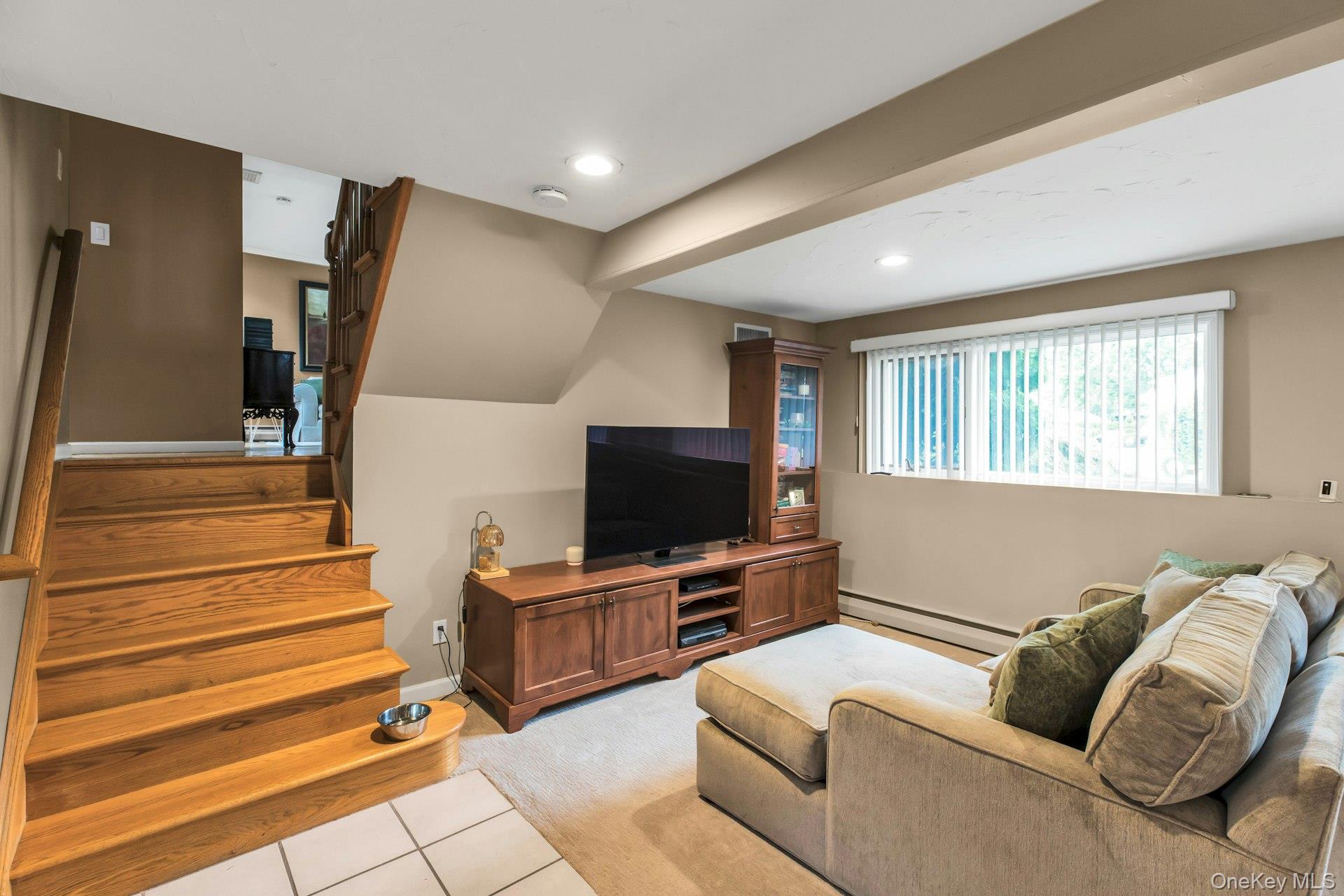 12 Whitebirch Lane, Commack, NY 11725