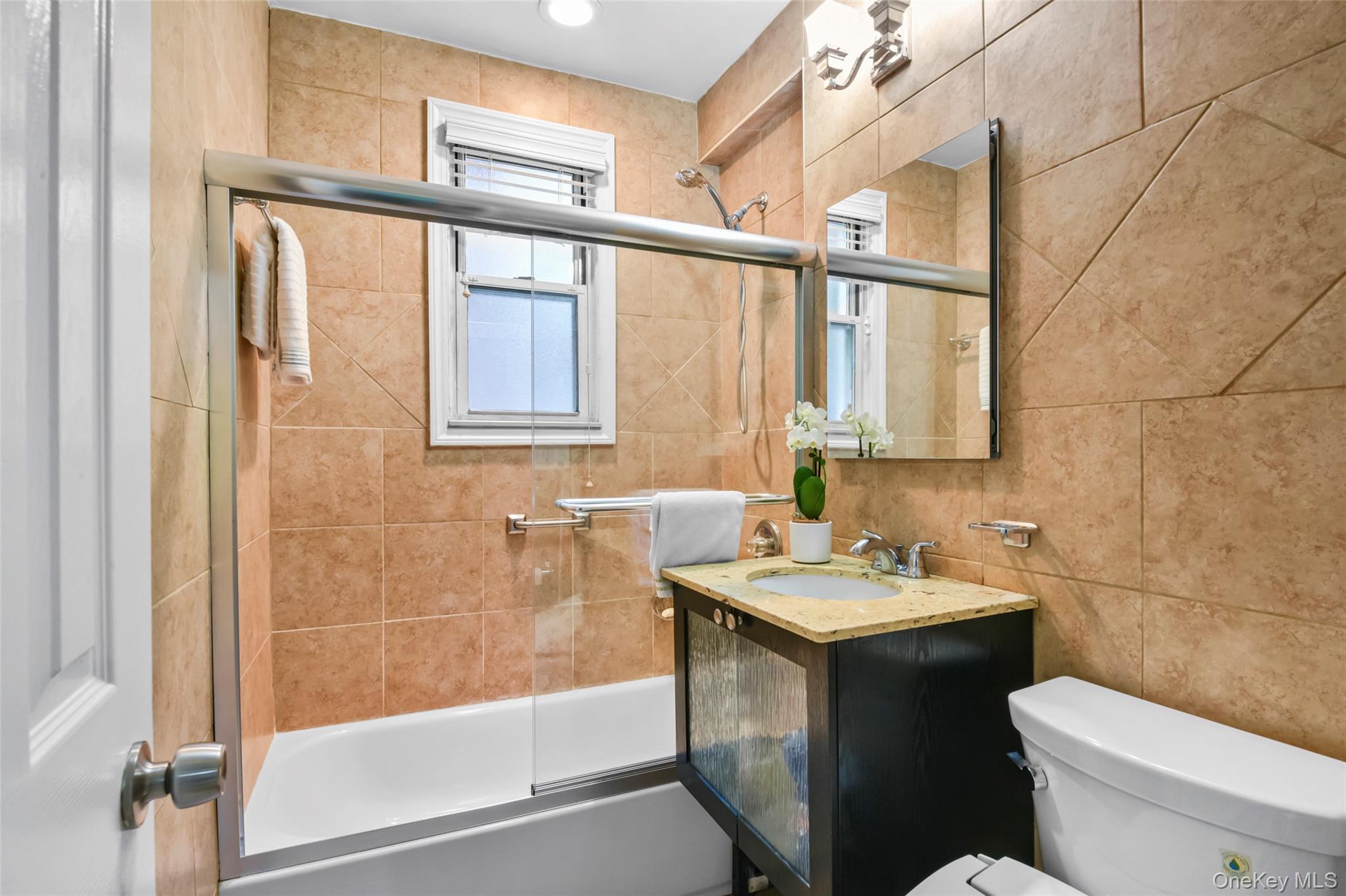 315 Palmer Terrace # 1D, Mamaroneck, NY 10543