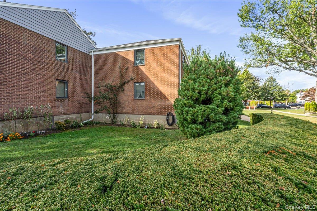 68-77 Bell Boulevard # 2, Bayside, NY 11364