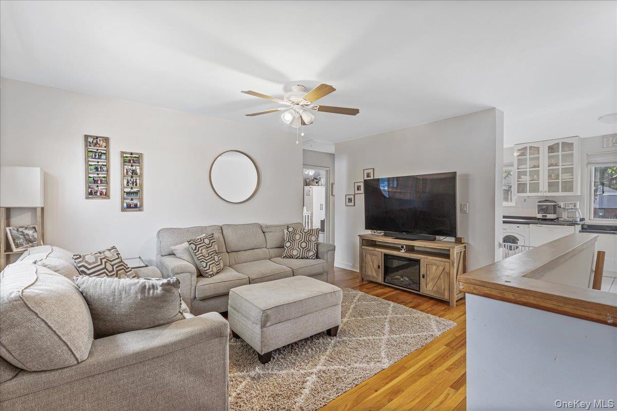 68-77 Bell Boulevard # 2, Bayside, NY 11364