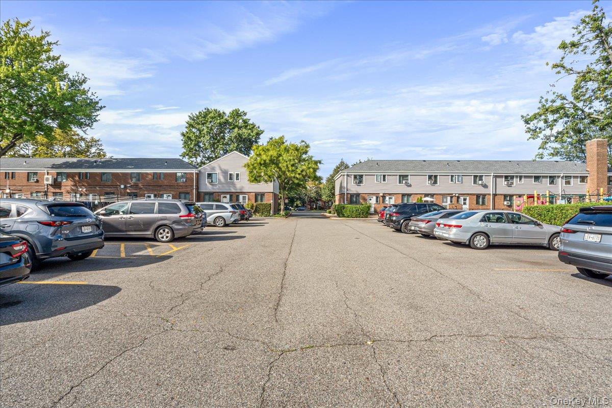 68-77 Bell Boulevard # 2, Bayside, NY 11364