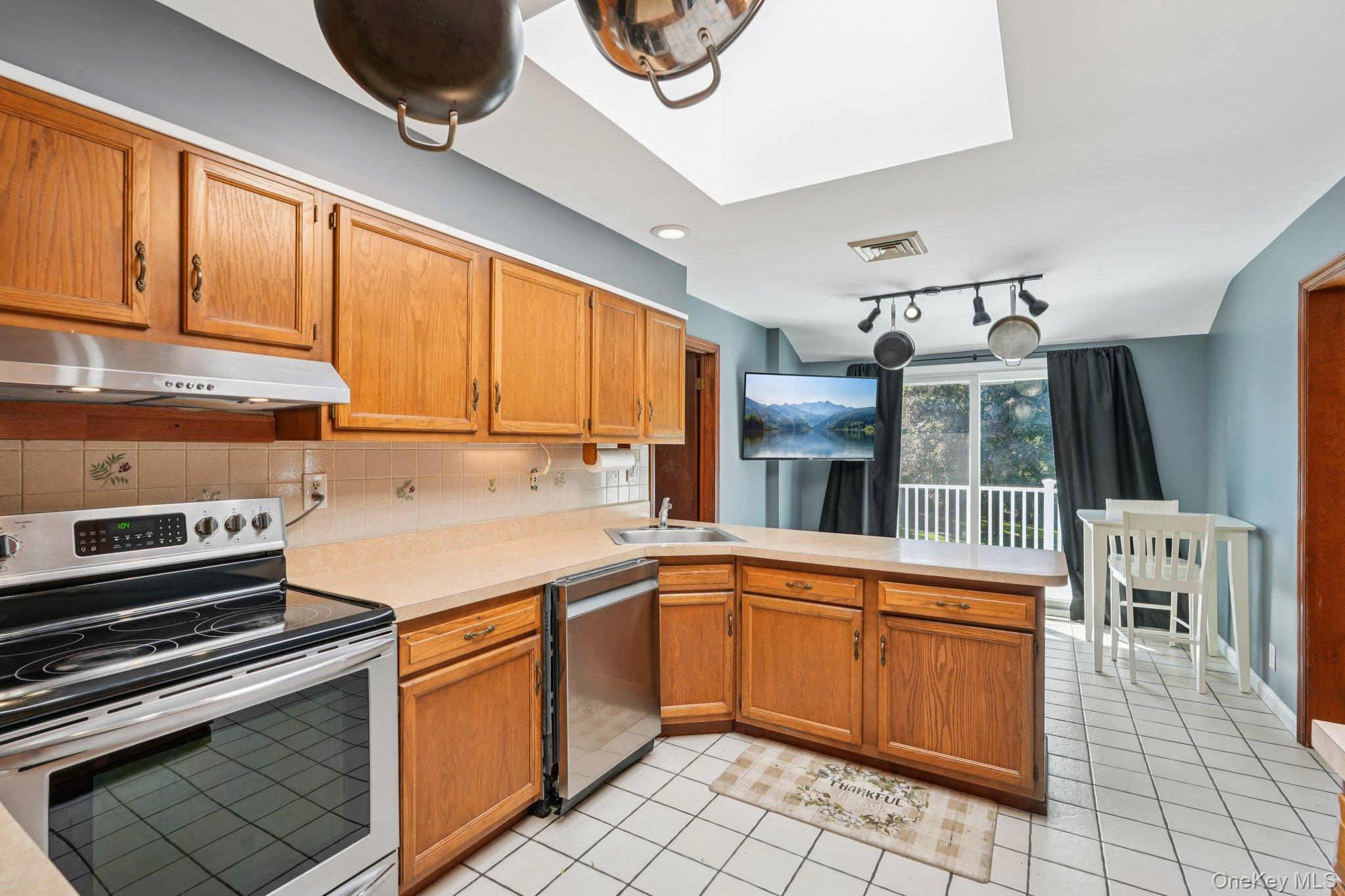 10 Rebecca Drive, Pawling, NY 12564