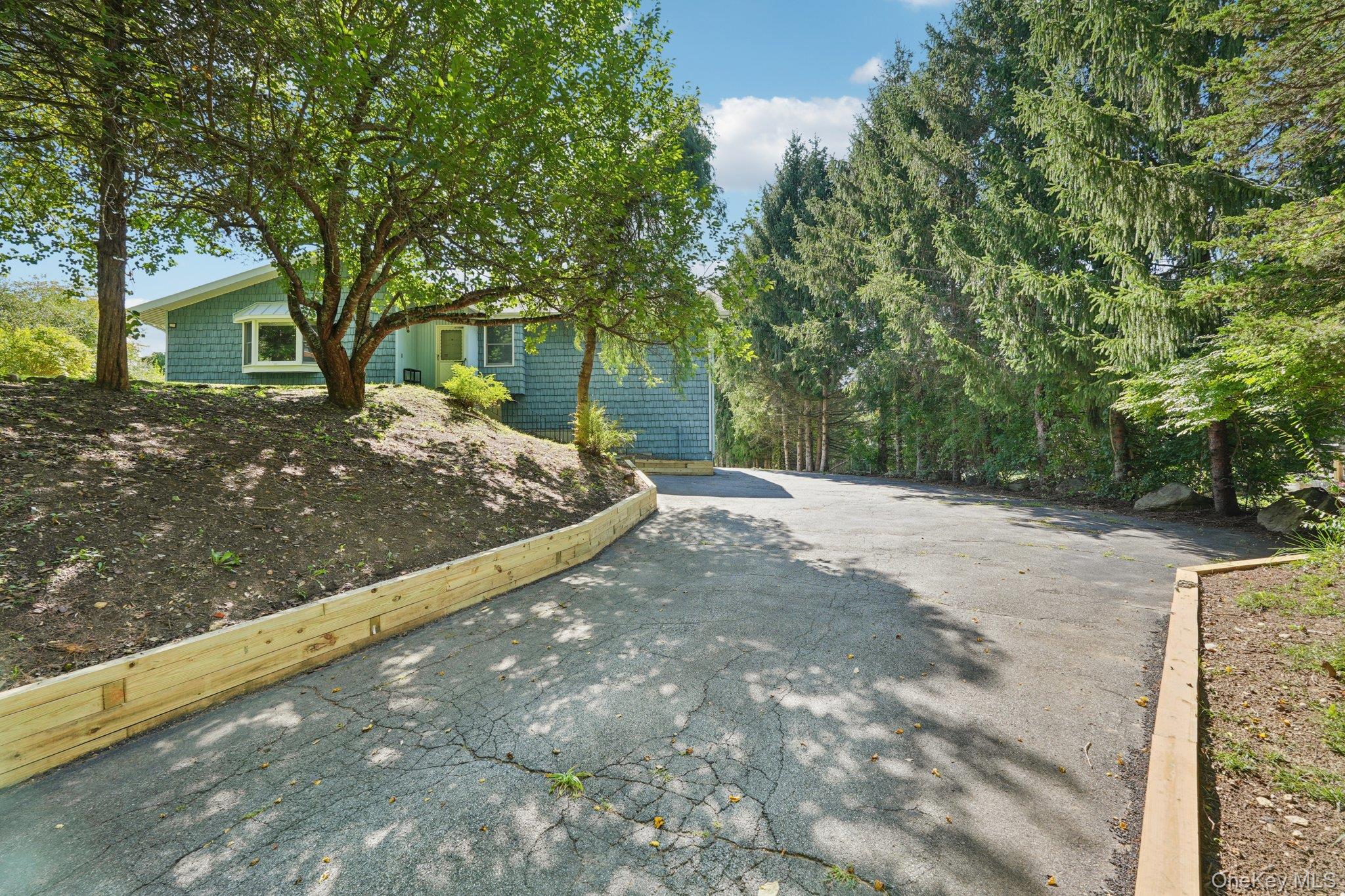 10 Rebecca Drive, Pawling, NY 12564