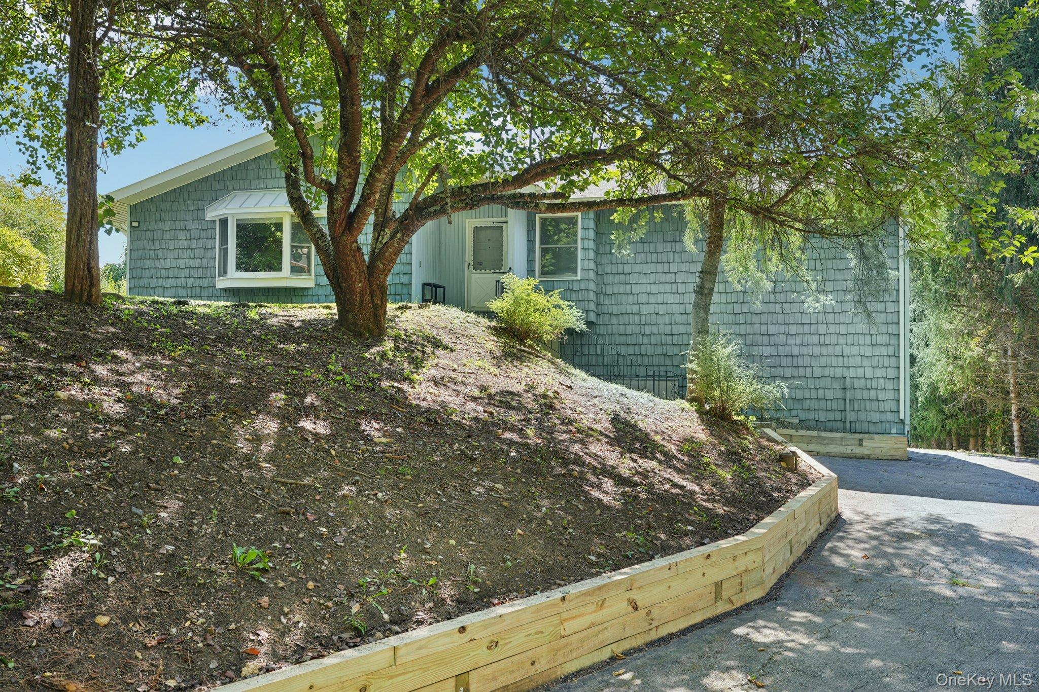 10 Rebecca Drive, Pawling, NY 12564