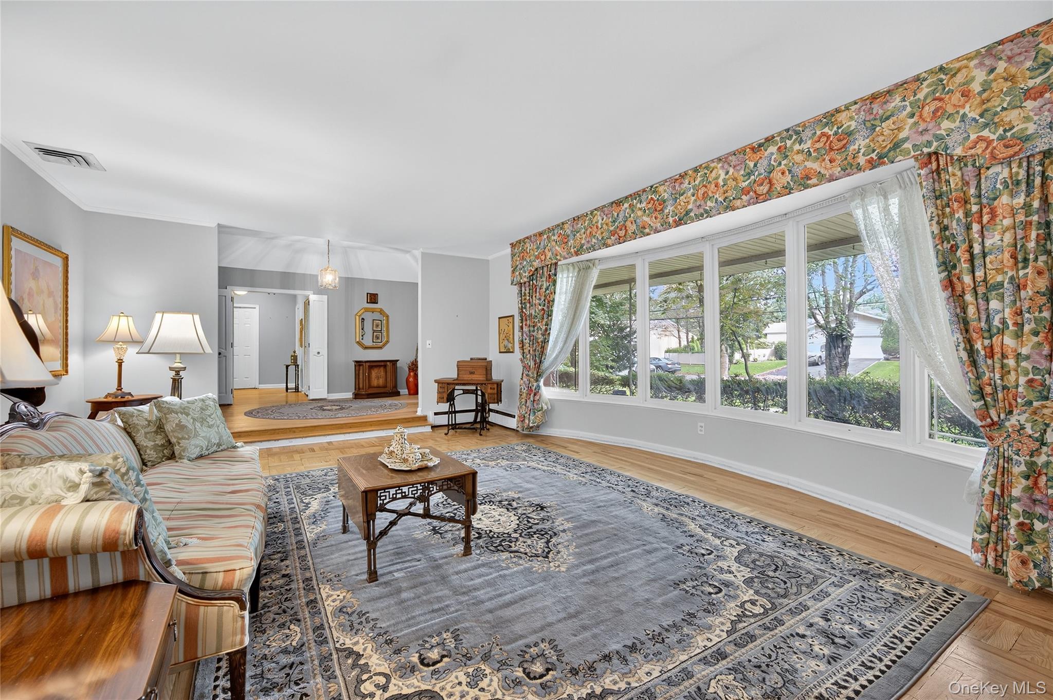 30 Copperdale Lane, Huntington, NY 11743