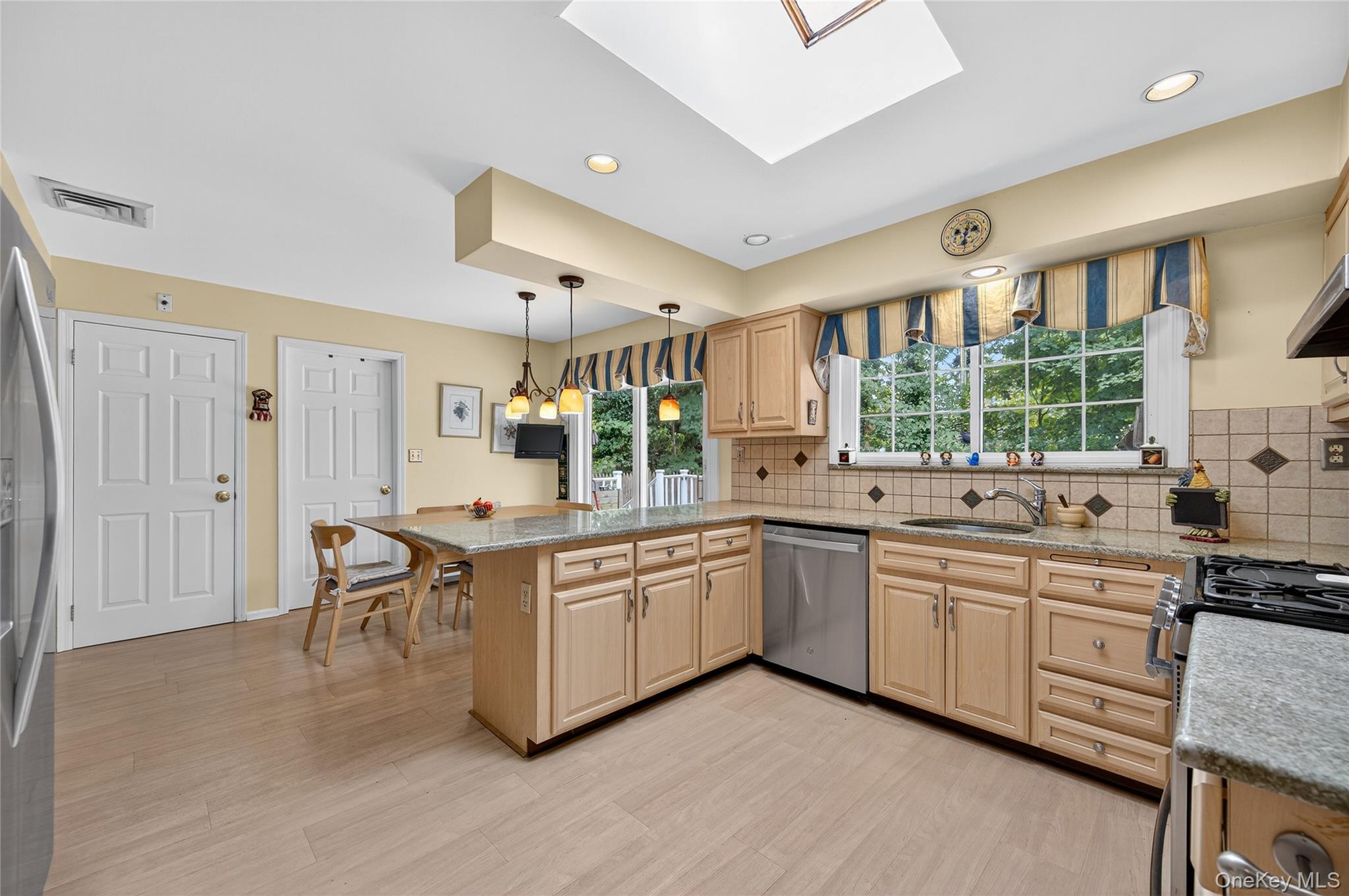 30 Copperdale Lane, Huntington, NY 11743