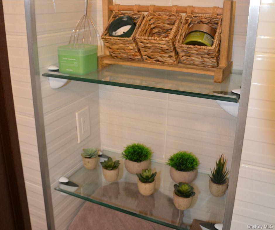 118-18 Union Turnpike # 9L, Kew Gardens, NY 11415