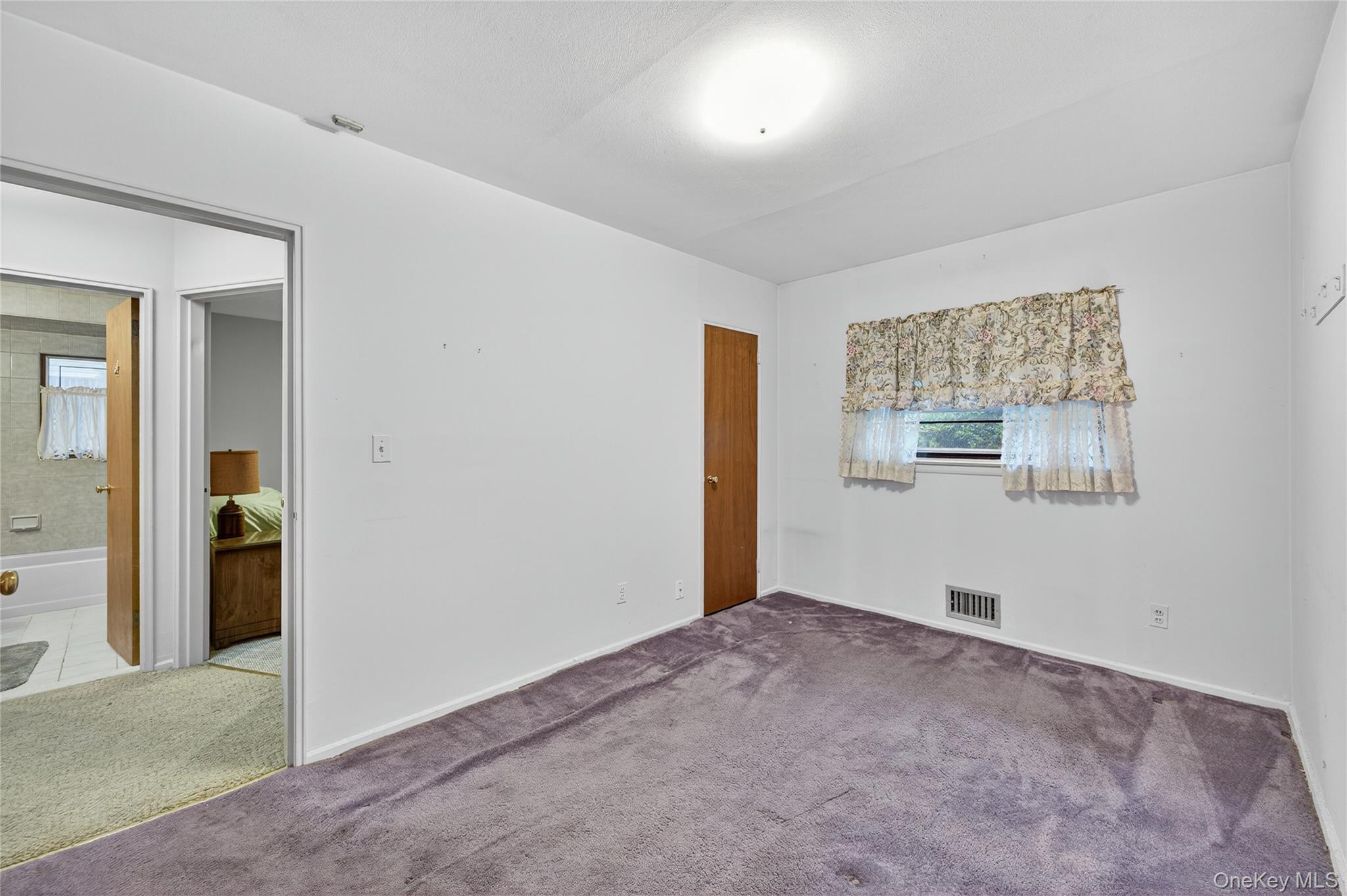 32 Rockland Drive, Jericho, NY 11753