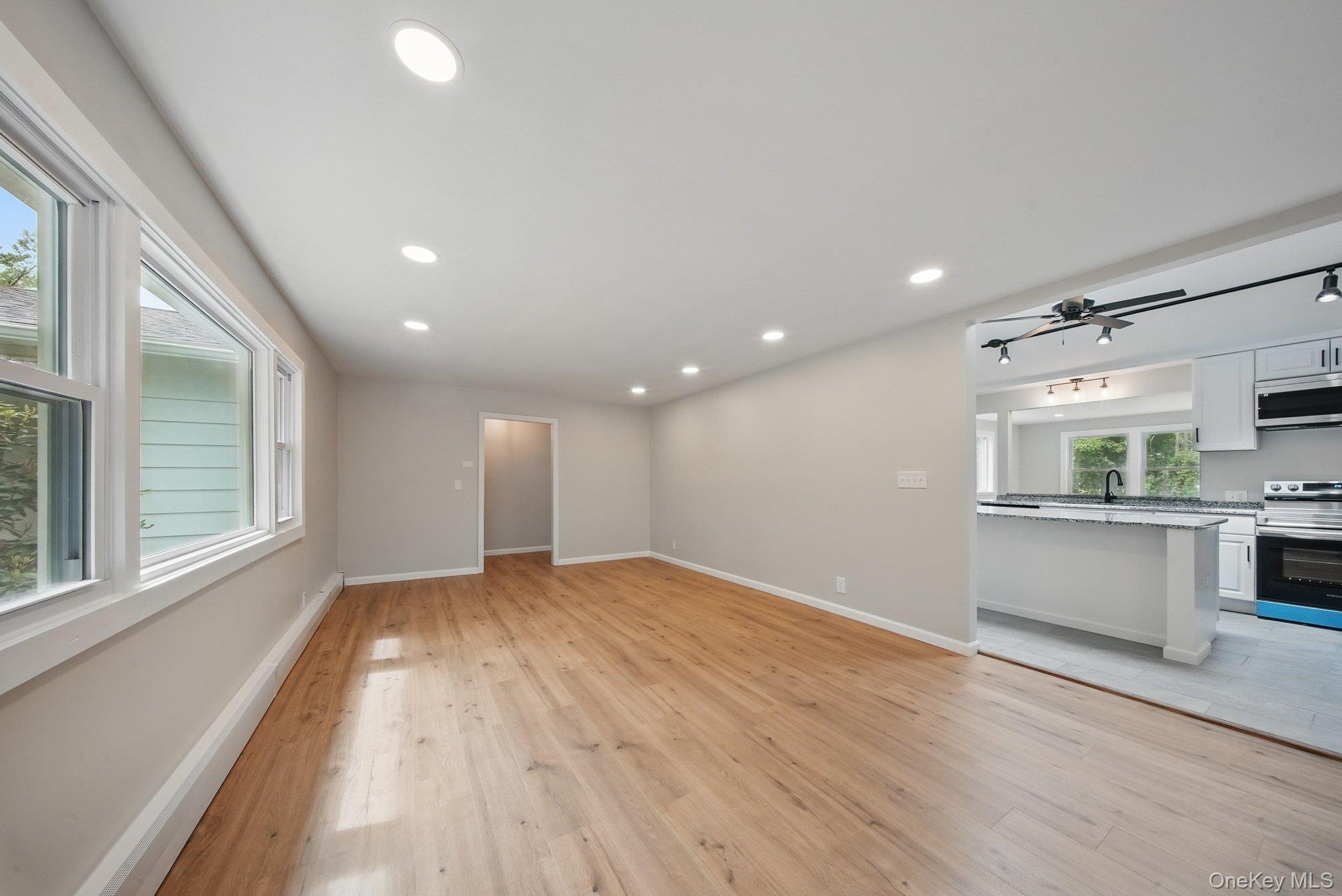 37 Roslyn Street, Ellenville, NY 12428