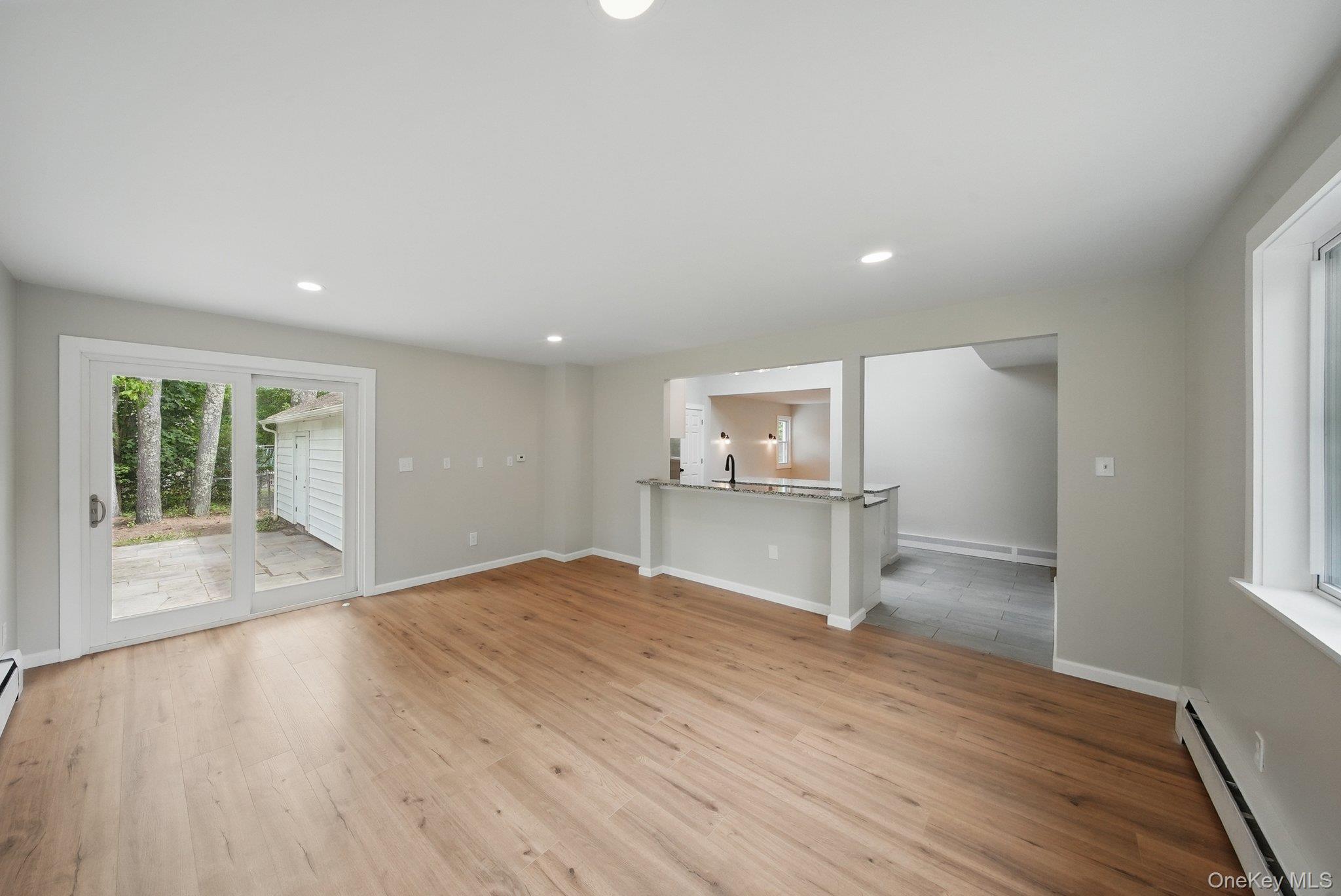 37 Roslyn Street, Ellenville, NY 12428