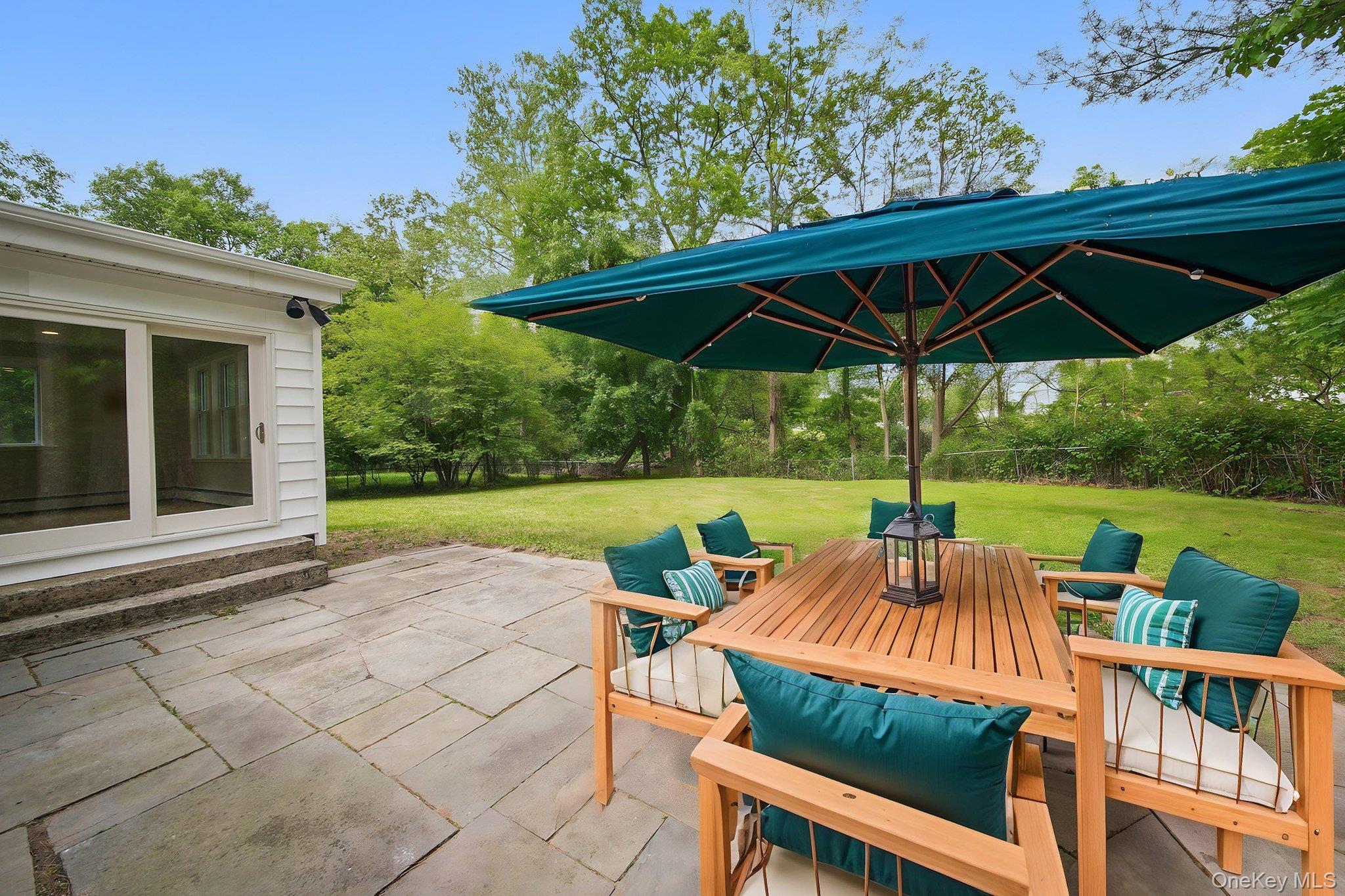 37 Roslyn Street, Ellenville, NY 12428