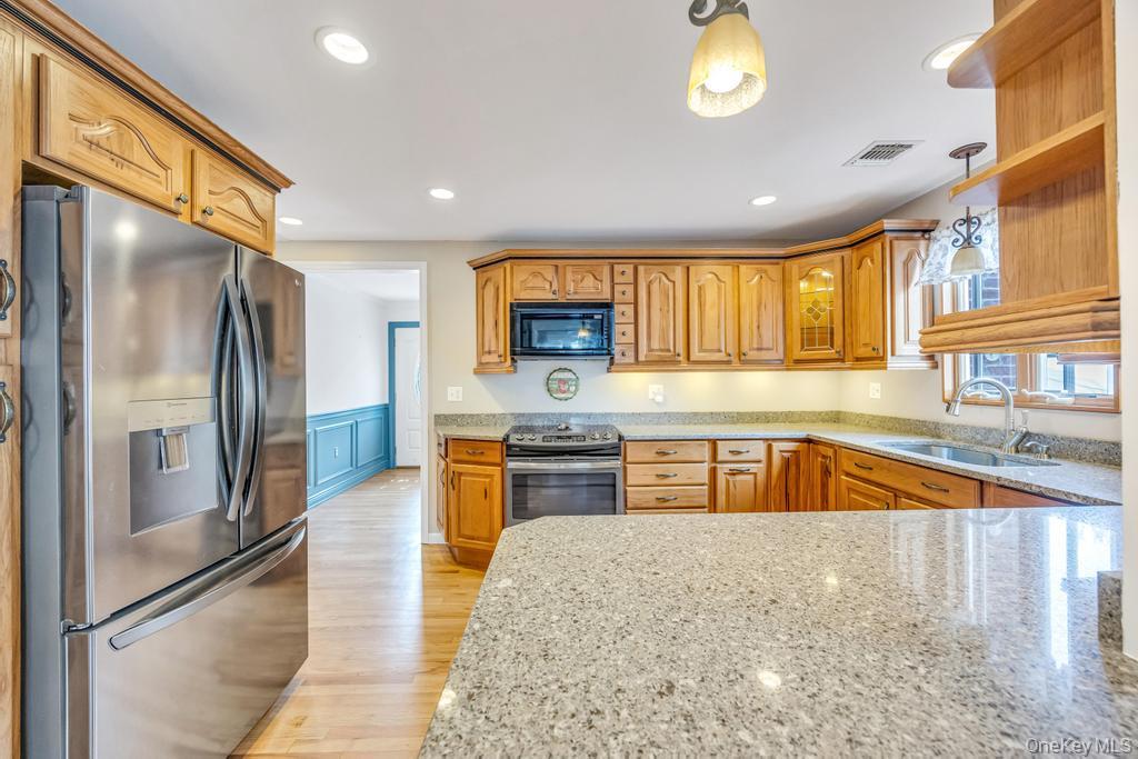 122 E 12th Street, Huntington Station, NY 11746