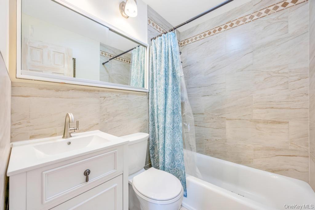 122 E 12th Street, Huntington Station, NY 11746