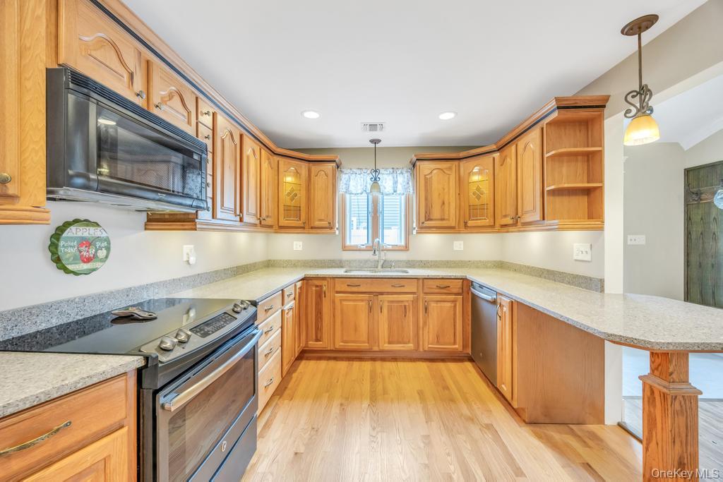 122 E 12th Street, Huntington Station, NY 11746