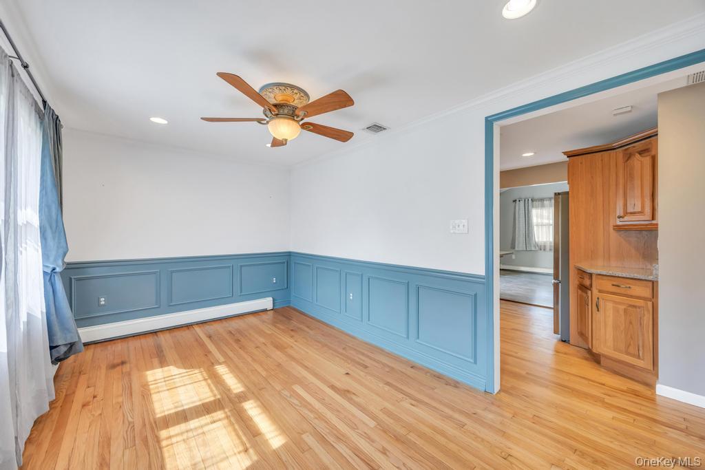 122 E 12th Street, Huntington Station, NY 11746