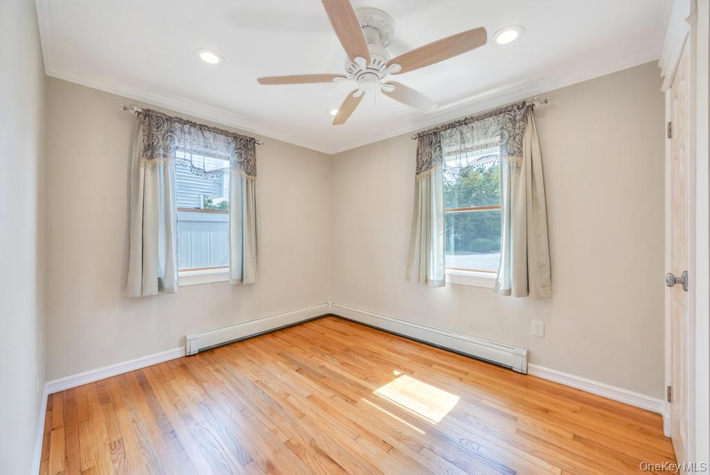 122 E 12th Street, Huntington Station, NY 11746