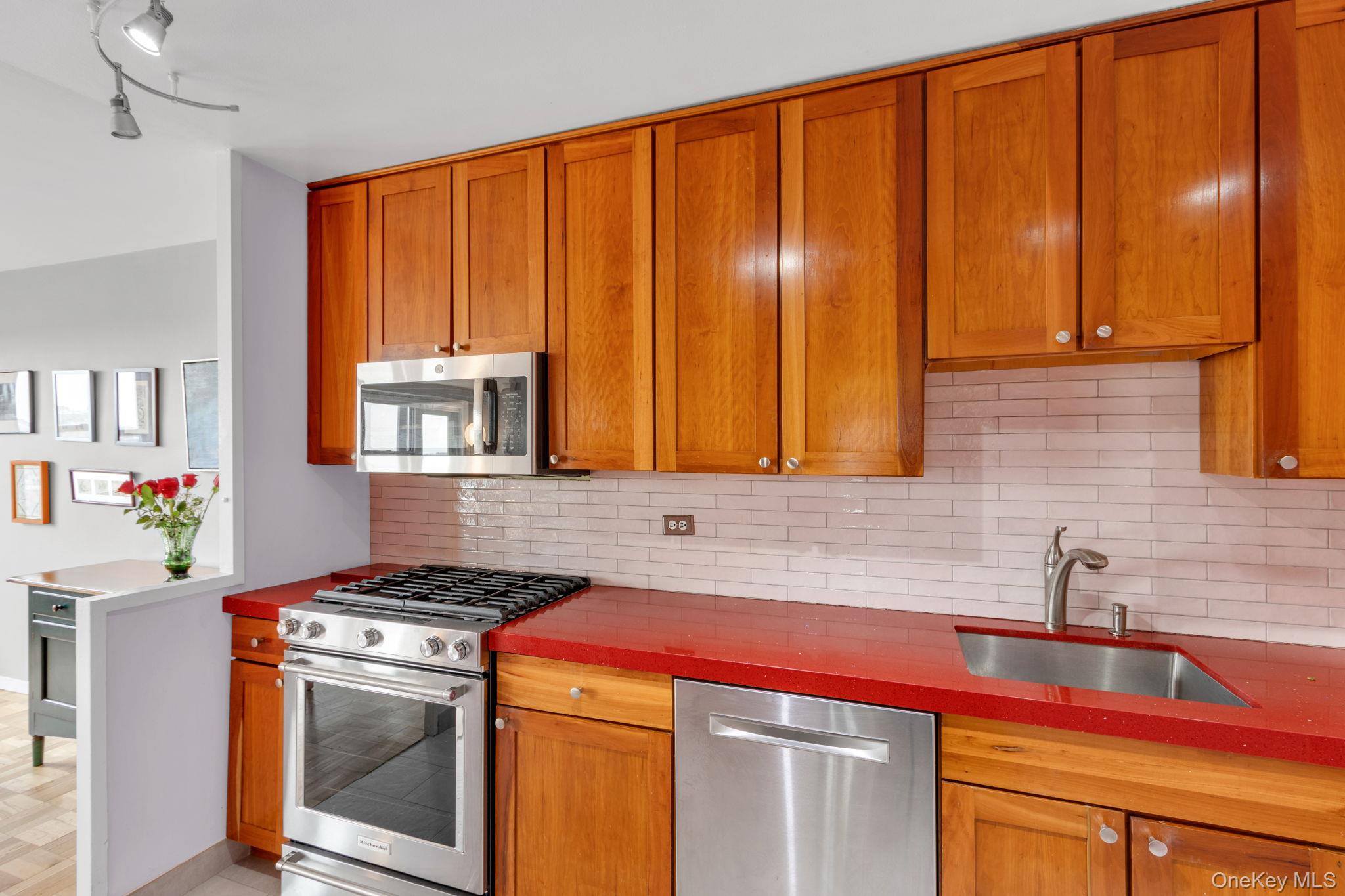 2500 Johnson Avenue # 15P, Bronx, NY 10463