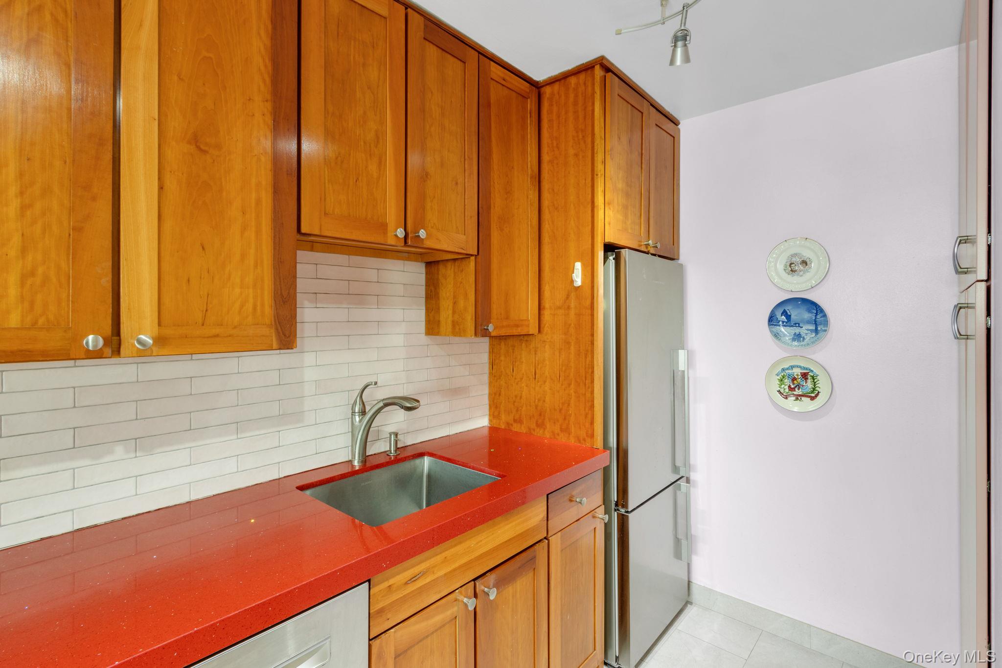 2500 Johnson Avenue # 15P, Bronx, NY 10463