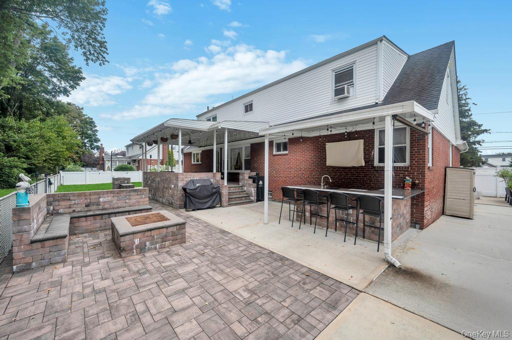 267 N Poplar Street, Massapequa, NY 11758