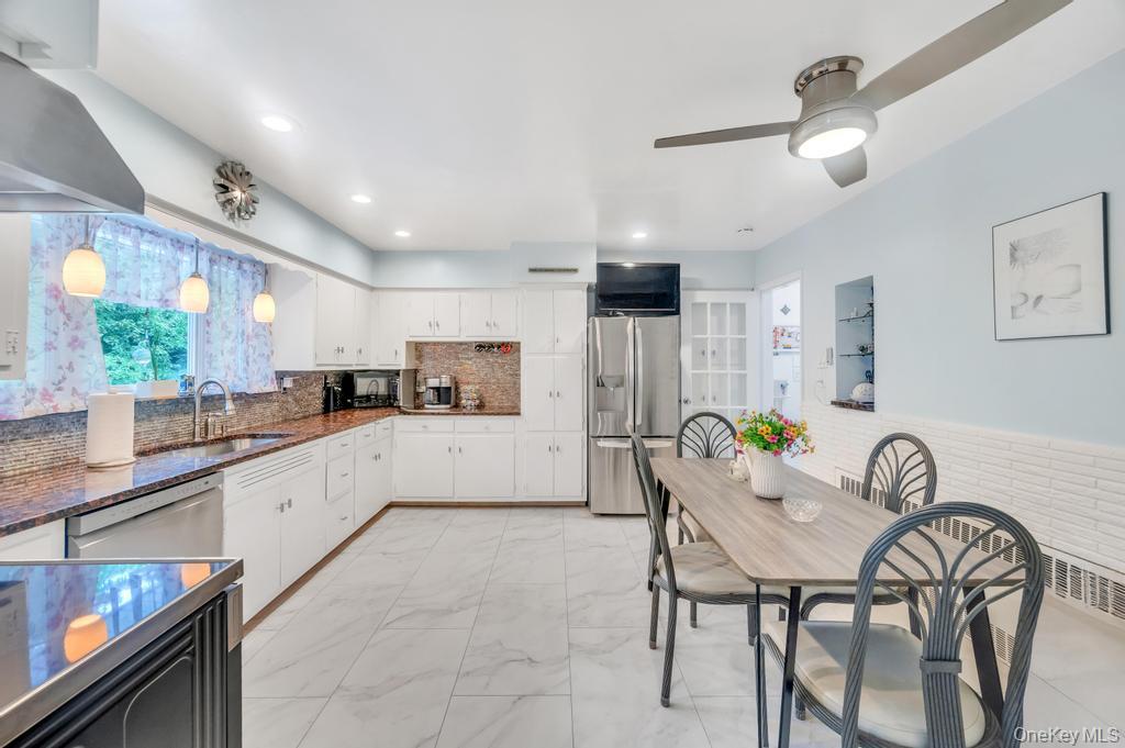 267 N Poplar Street, Massapequa, NY 11758