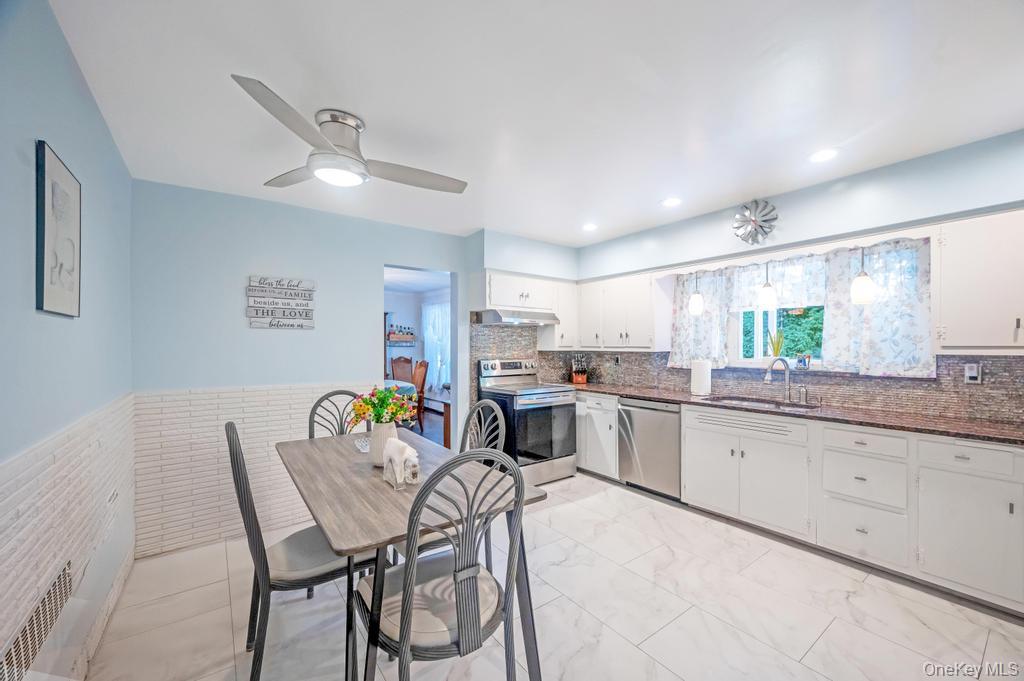 267 N Poplar Street, Massapequa, NY 11758