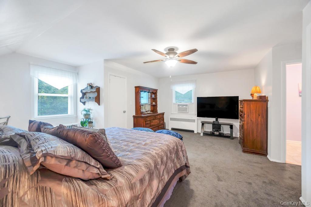 267 N Poplar Street, Massapequa, NY 11758