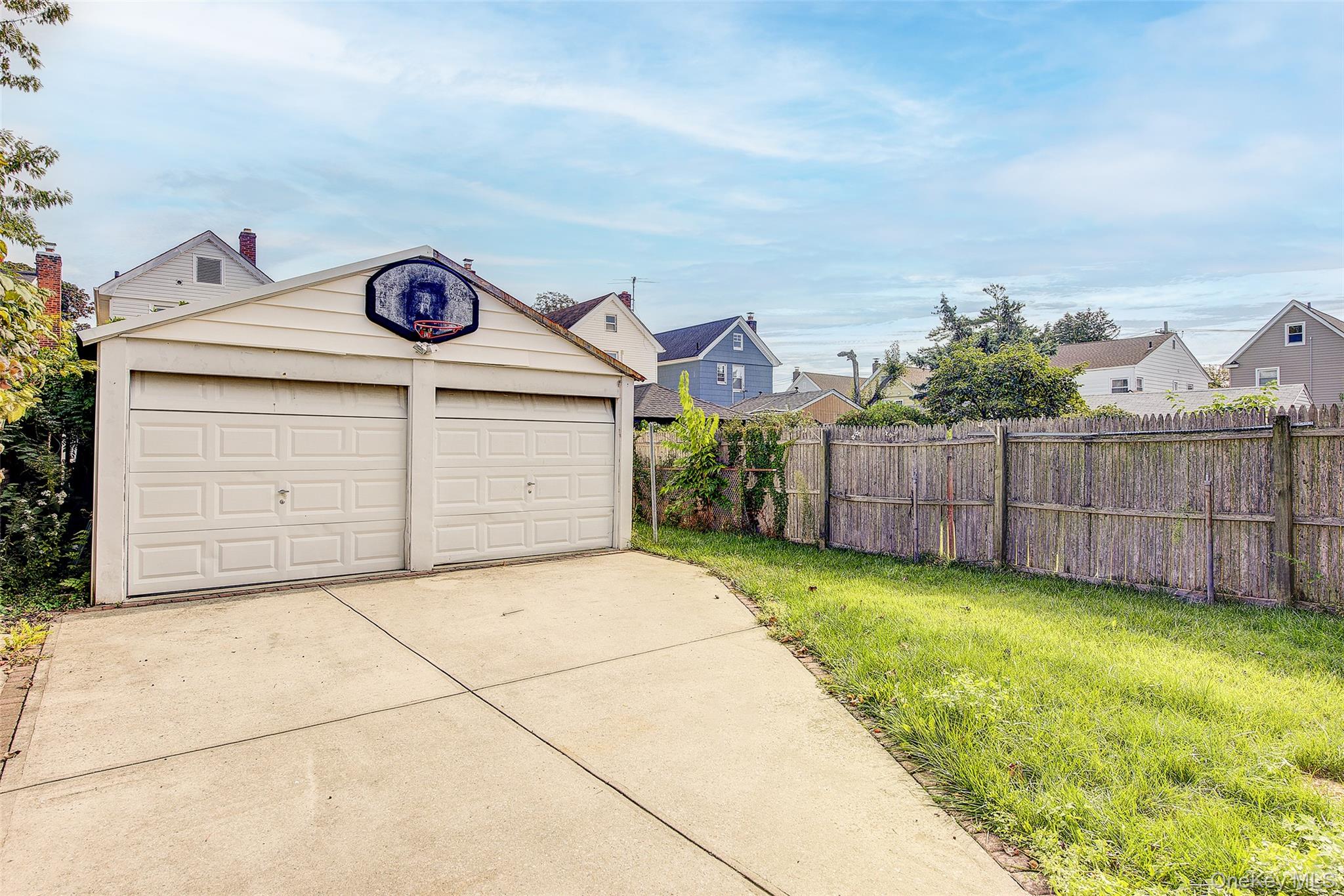 9129 220th Street, Queens Village, NY 11428