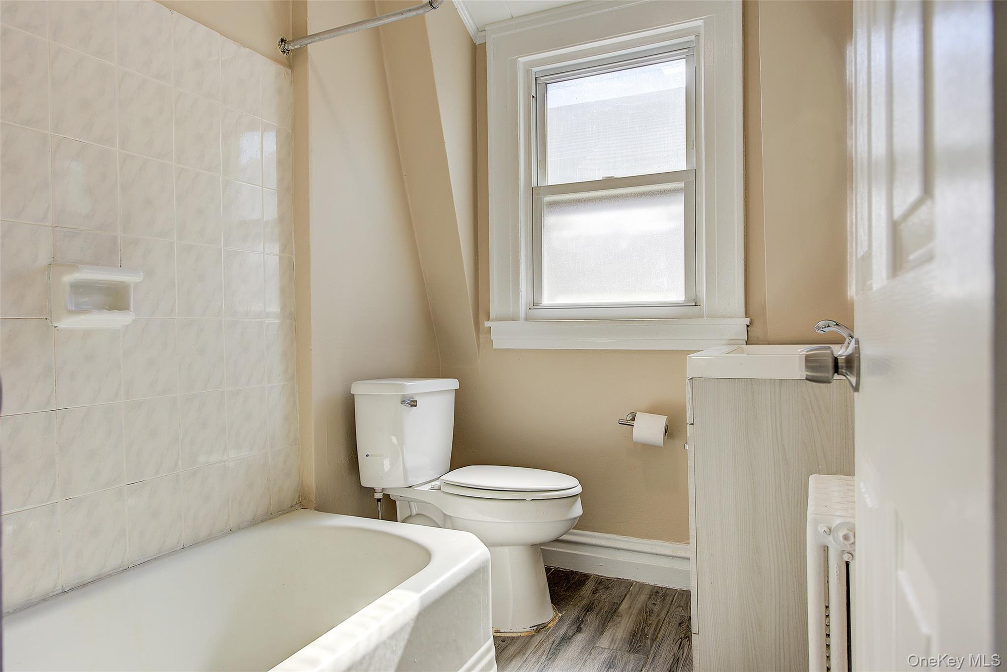 9129 220th Street, Queens Village, NY 11428