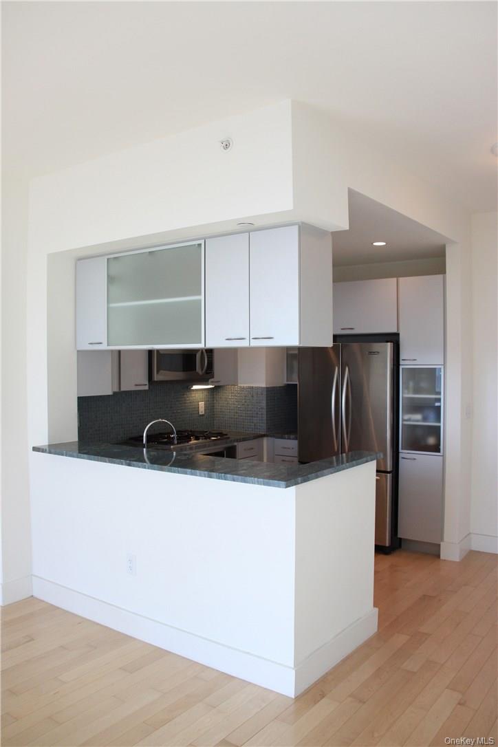 175 Huguenot Street # 1405, New Rochelle, NY 10801