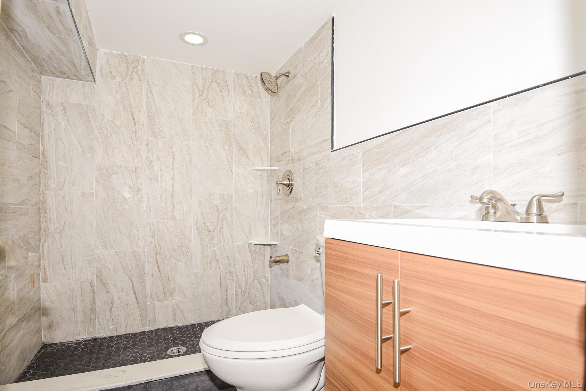 95 E Pulaski Road, Huntington Station, NY 11746