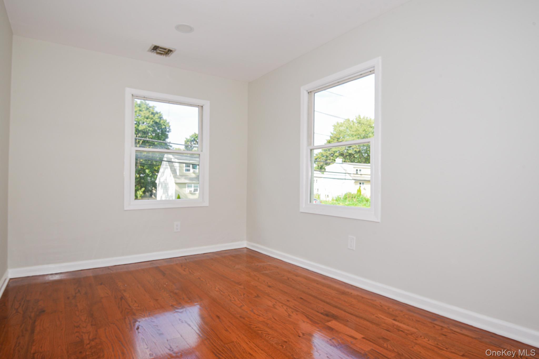 95 E Pulaski Road, Huntington Station, NY 11746