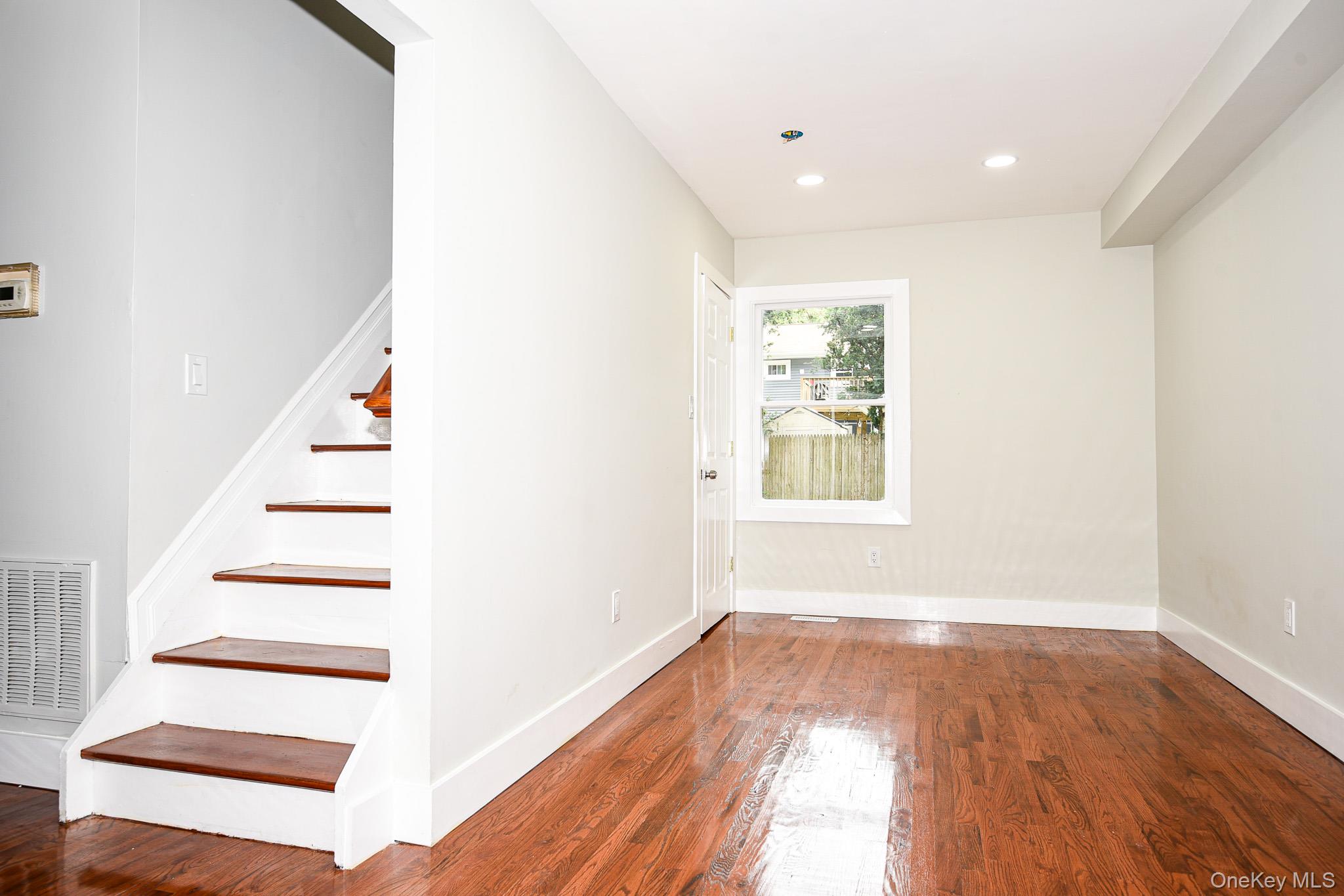 95 E Pulaski Road, Huntington Station, NY 11746