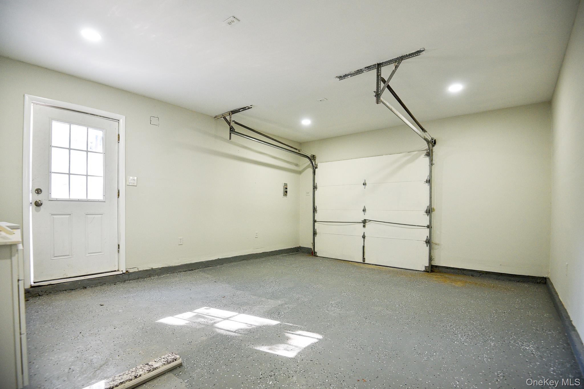 95 E Pulaski Road, Huntington Station, NY 11746