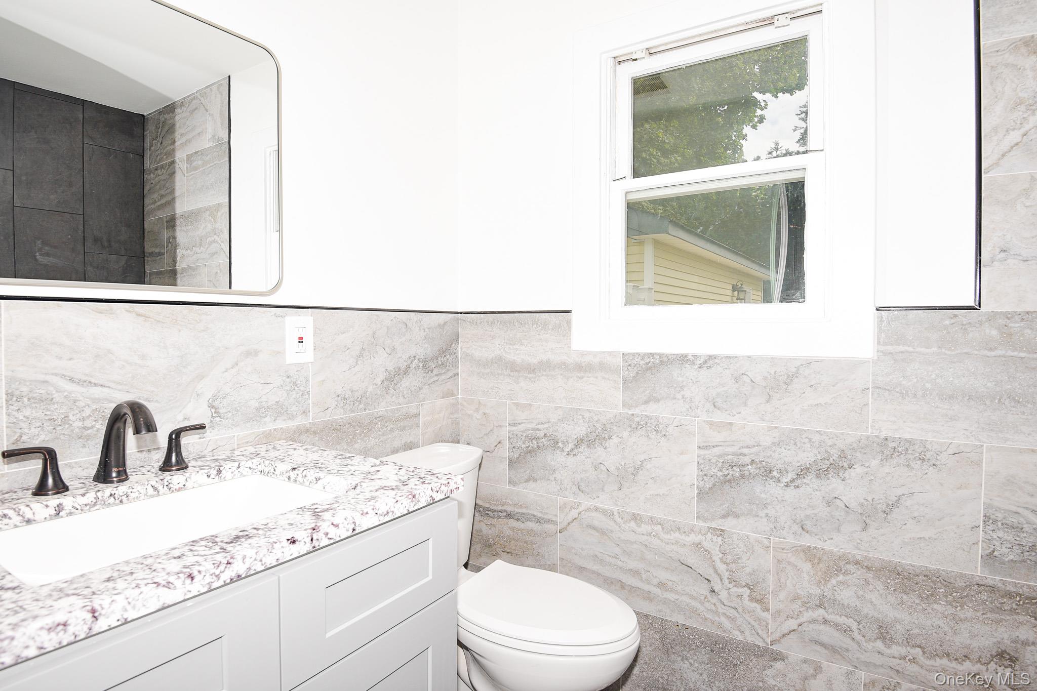 95 E Pulaski Road, Huntington Station, NY 11746