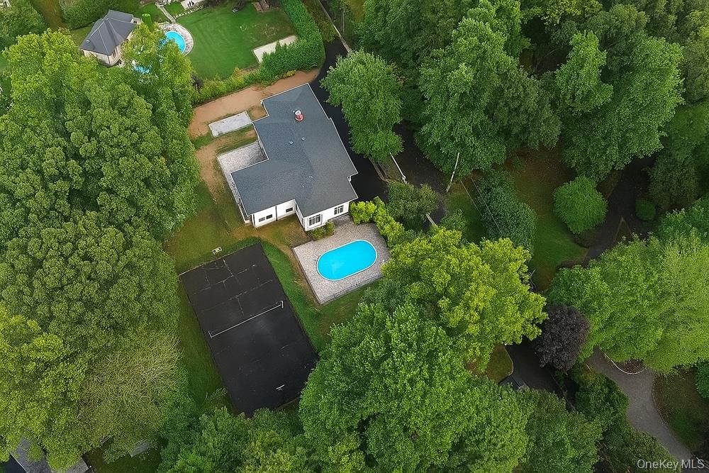 369 Vanderbilt Parkway, Dix Hills, NY 11746