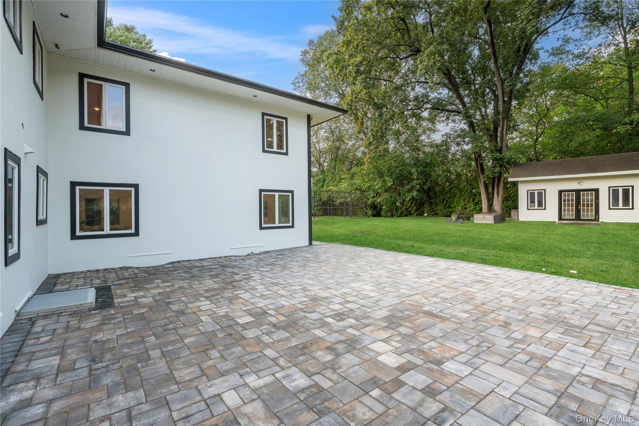 369 Vanderbilt Parkway, Dix Hills, NY 11746