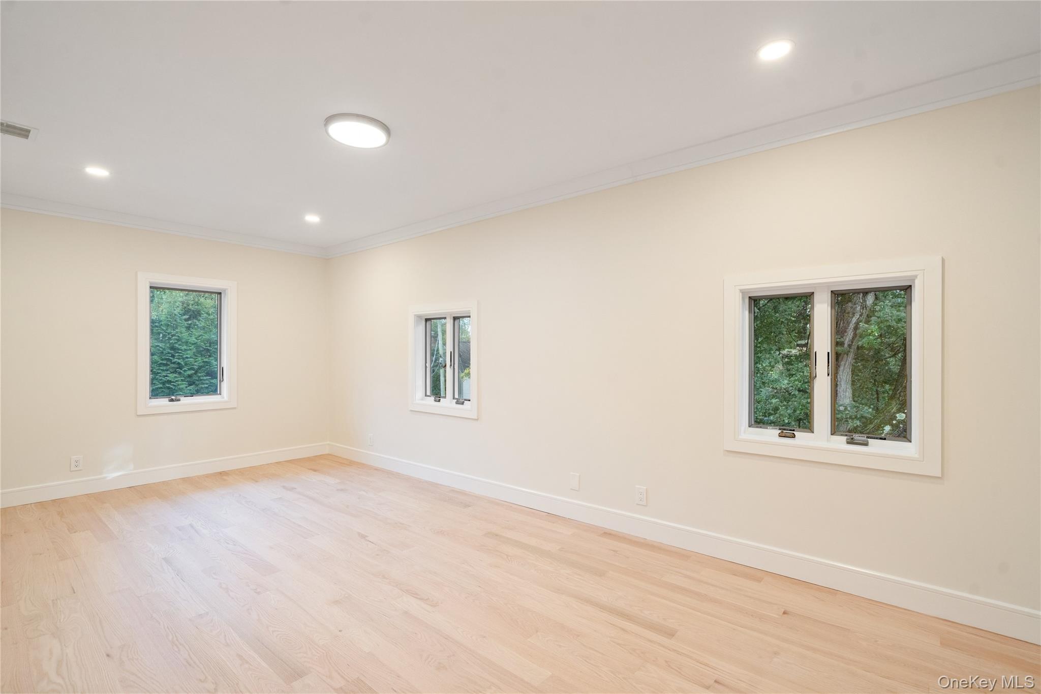 369 Vanderbilt Parkway, Dix Hills, NY 11746