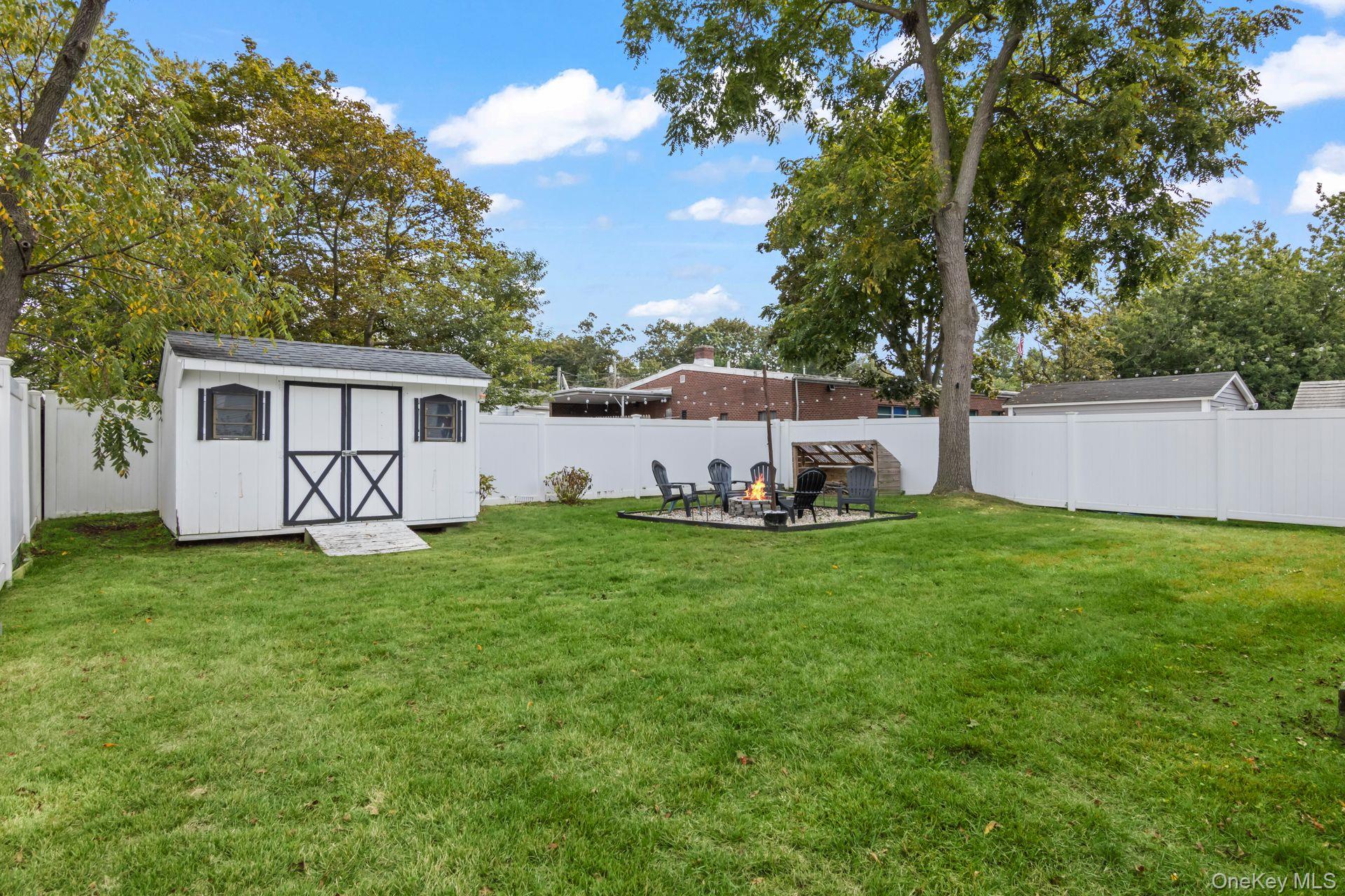 63 Division Avenue, Blue Point, NY 11715