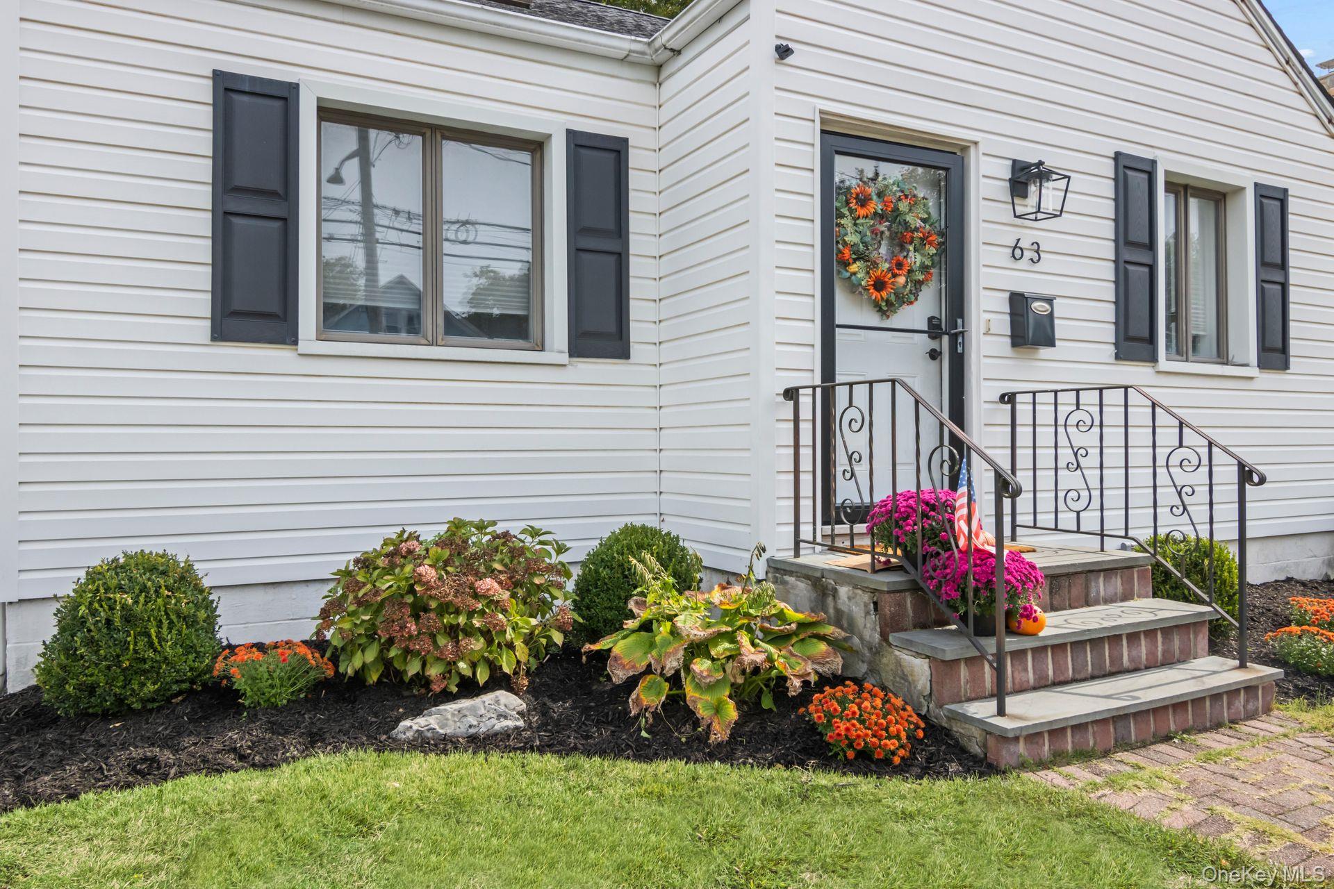 63 Division Avenue, Blue Point, NY 11715